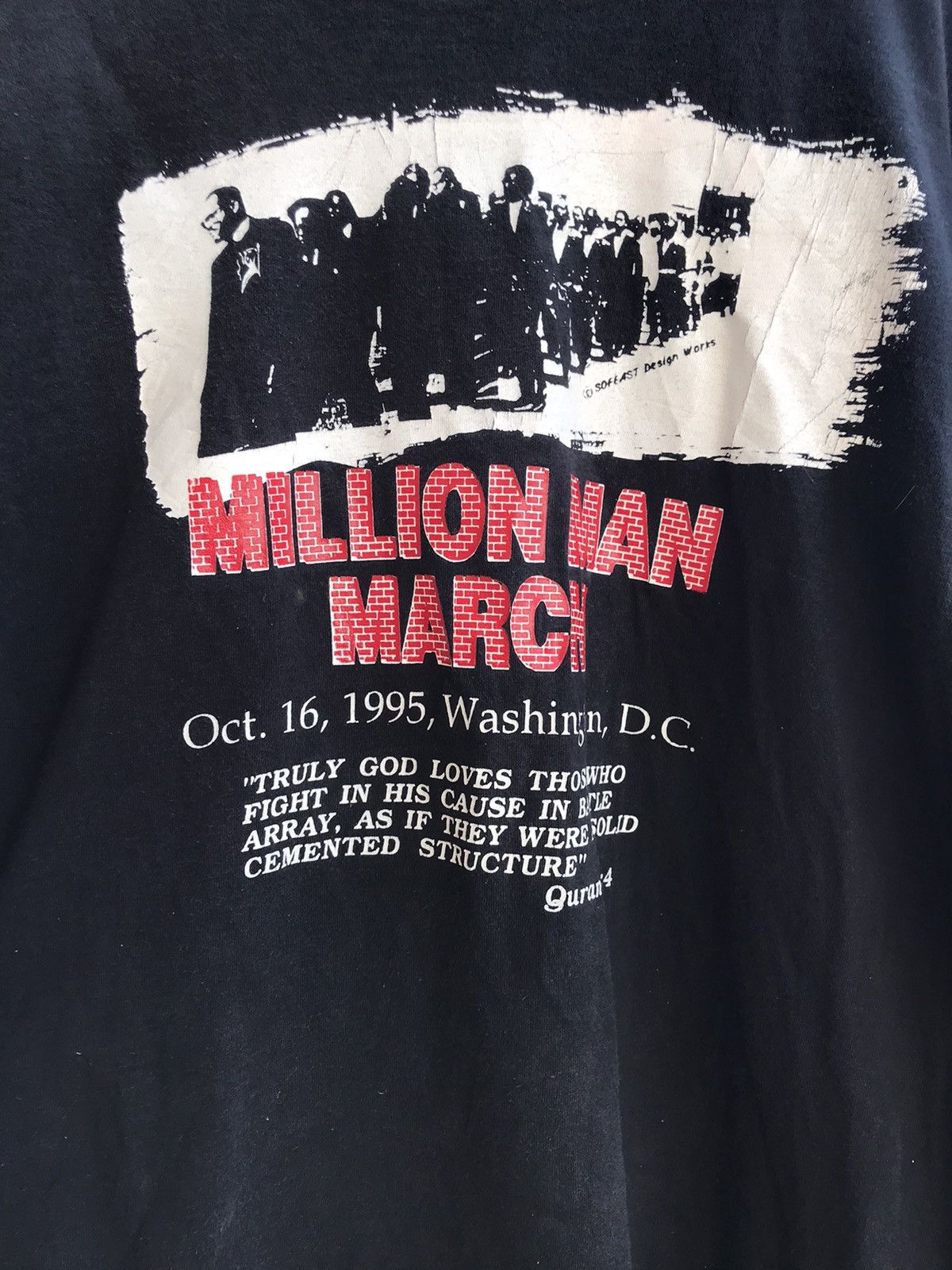 Vintage Vintage iconic 90's Malcom X Million Man March Tshirt Size US XL / EU 56 / 4 - 4 Thumbnail