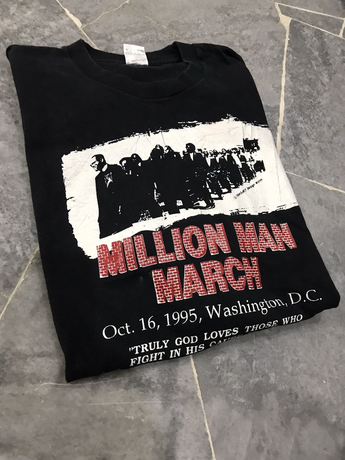 Vintage Vintage iconic 90's Malcom X Million Man March Tshirt Size US XL / EU 56 / 4 - 10 Thumbnail