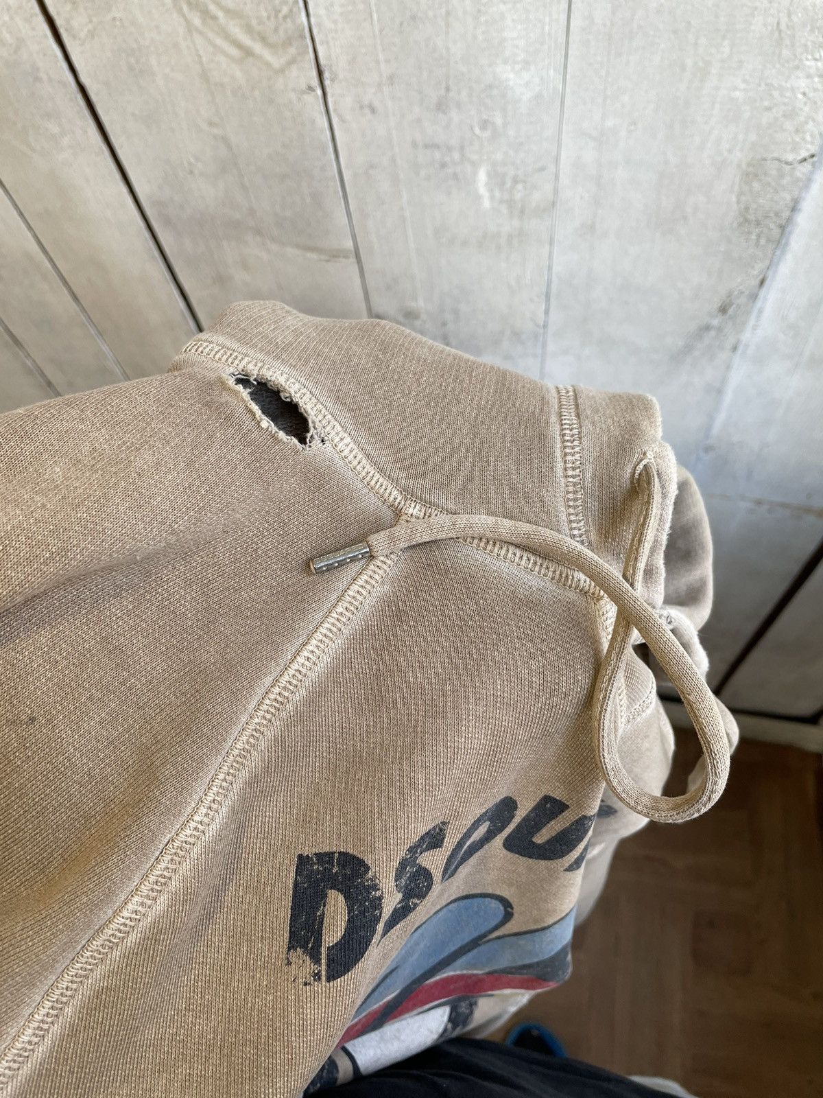 Dsquared2 Dsquared 2 Y2k Logo Trashed Style Hoodie Made in Italy Size US M / EU 48-50 / 2 - 8 Thumbnail