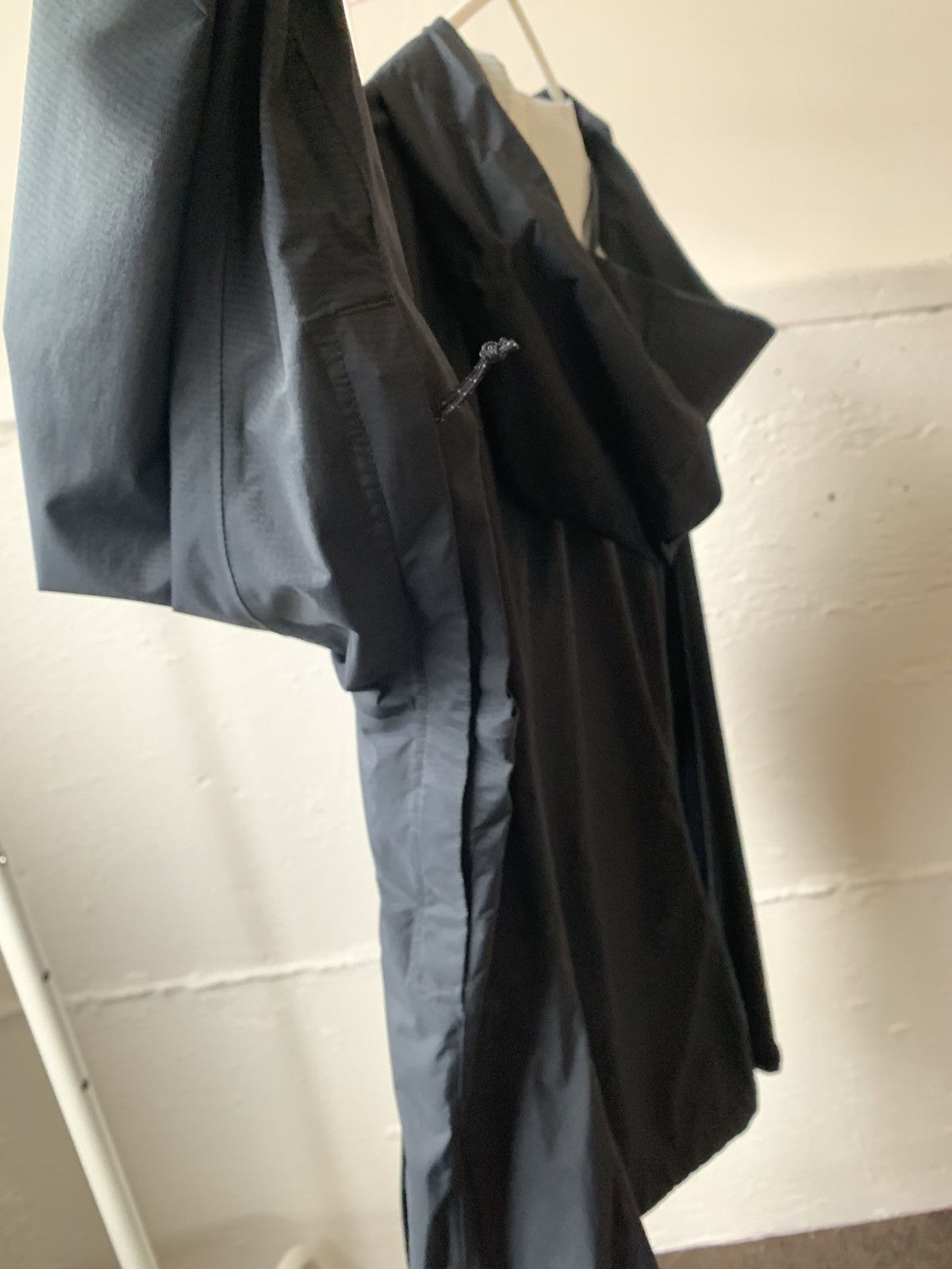 Mountain Hardwear Mountain Hardwear Black Zipper Shell Jacket Size US M / EU 48-50 / 2 - 6 Thumbnail