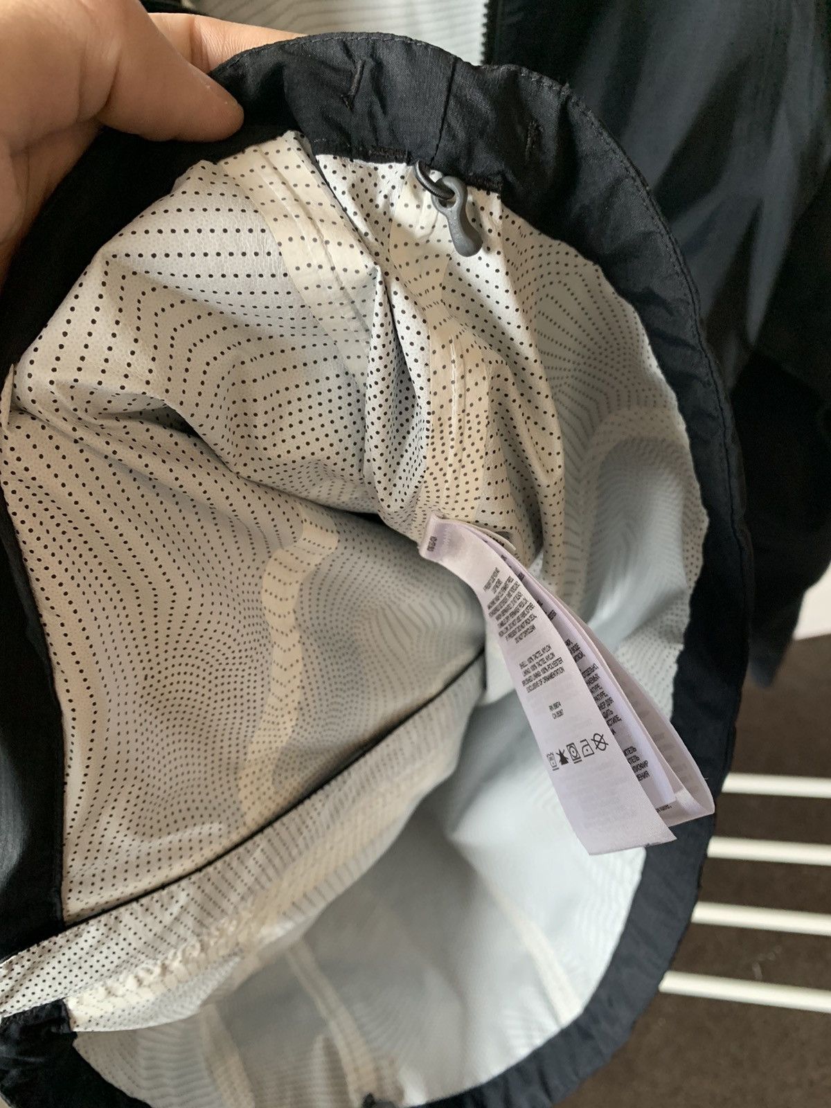 Mountain Hardwear Mountain Hardwear Black Zipper Shell Jacket Size US M / EU 48-50 / 2 - 9 Thumbnail