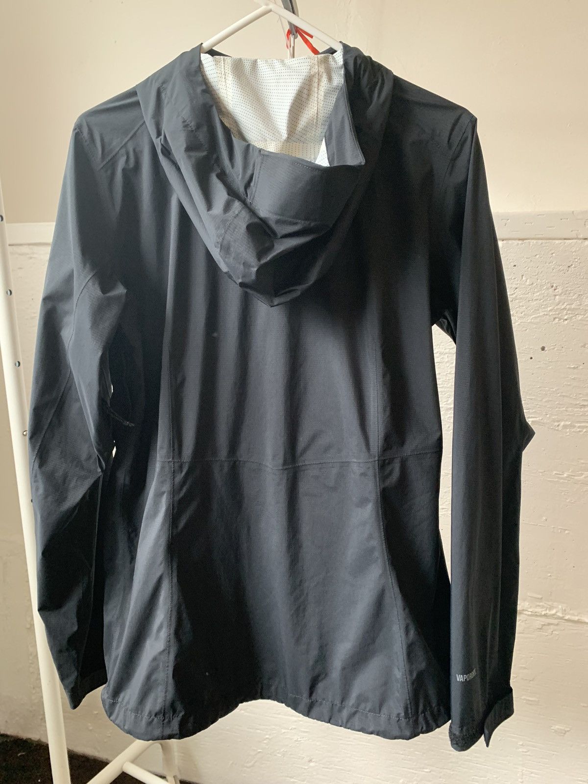 Mountain Hardwear Mountain Hardwear Black Zipper Shell Jacket Size US M / EU 48-50 / 2 - 5 Thumbnail