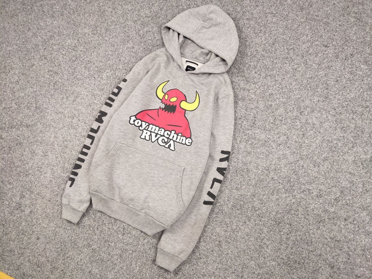 Toy Machine Vintage Toy Machine x RVCA gray logos Skateboards Hoodie Size US M / EU 48-50 / 2 - 3 Thumbnail