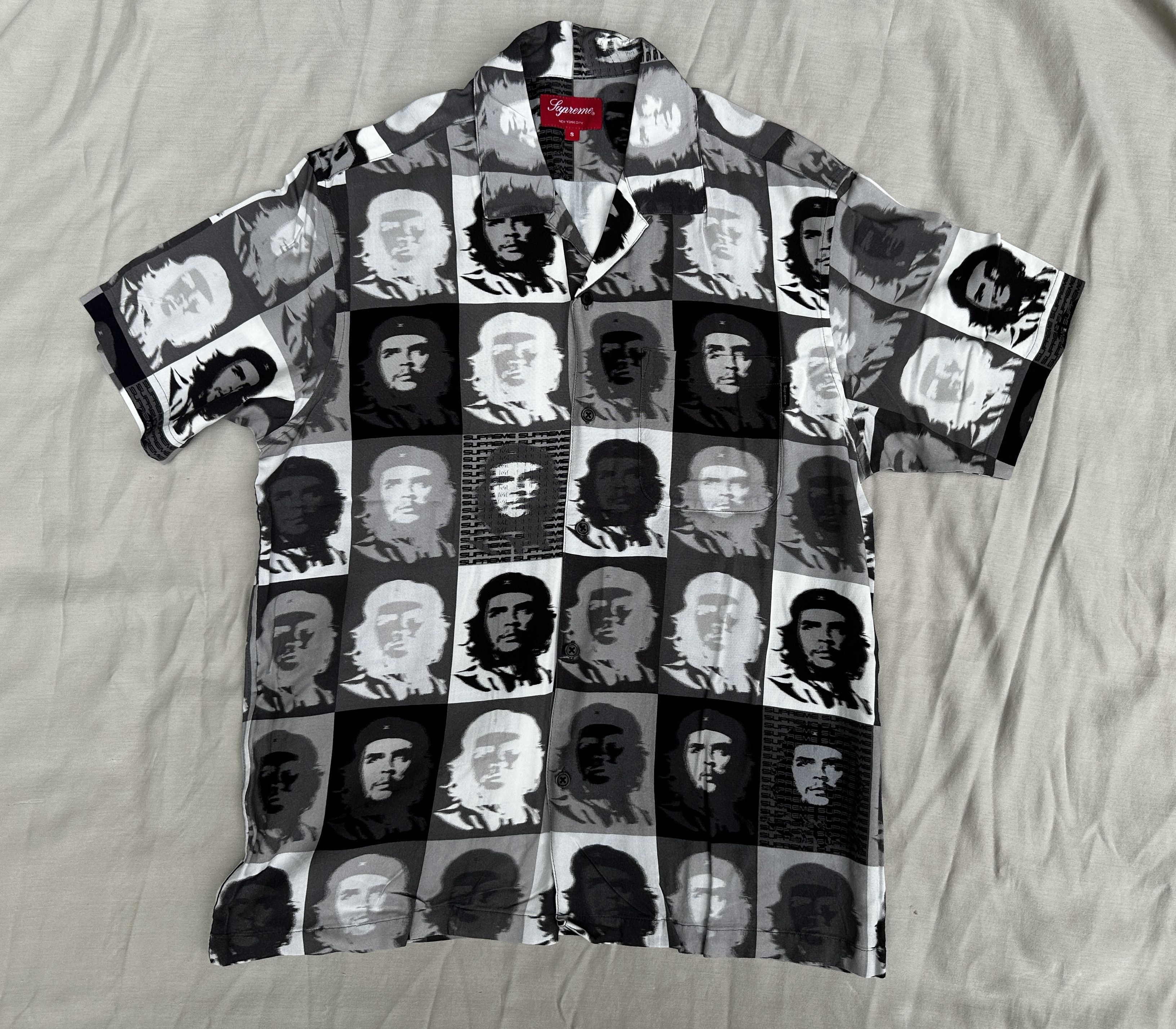 image of Supreme Che Rayon S/s Shirt in Black, Men's (Size Small)