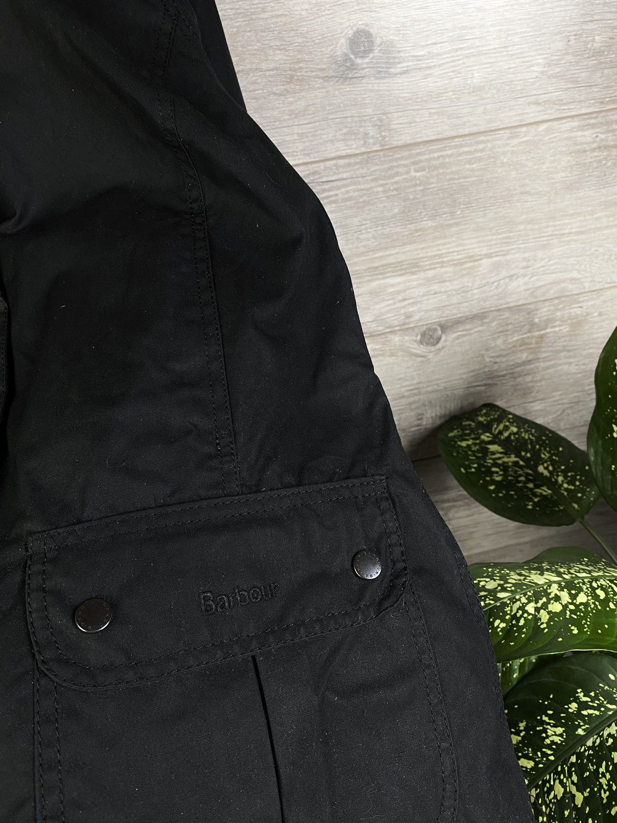 👩🏿‍🦳 Barbour waxed parka women’s waterproof vintage