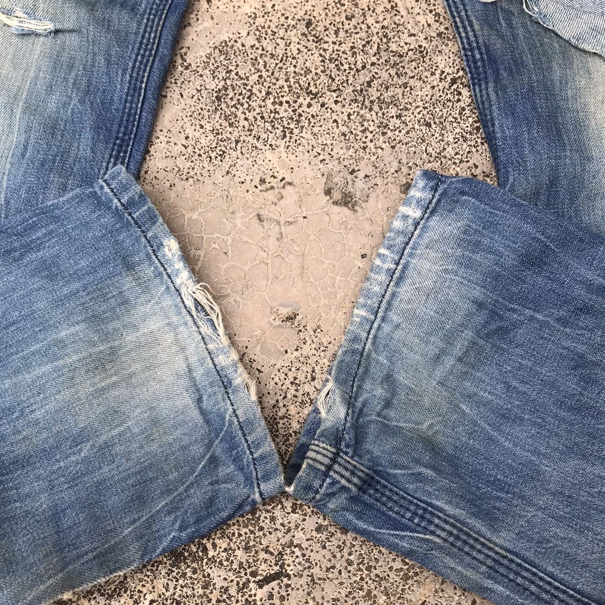 Diesel Vintage Diesel Albo Denim Distressed Blue Wash Jeans Size US 30 / EU 46 - 12 Thumbnail