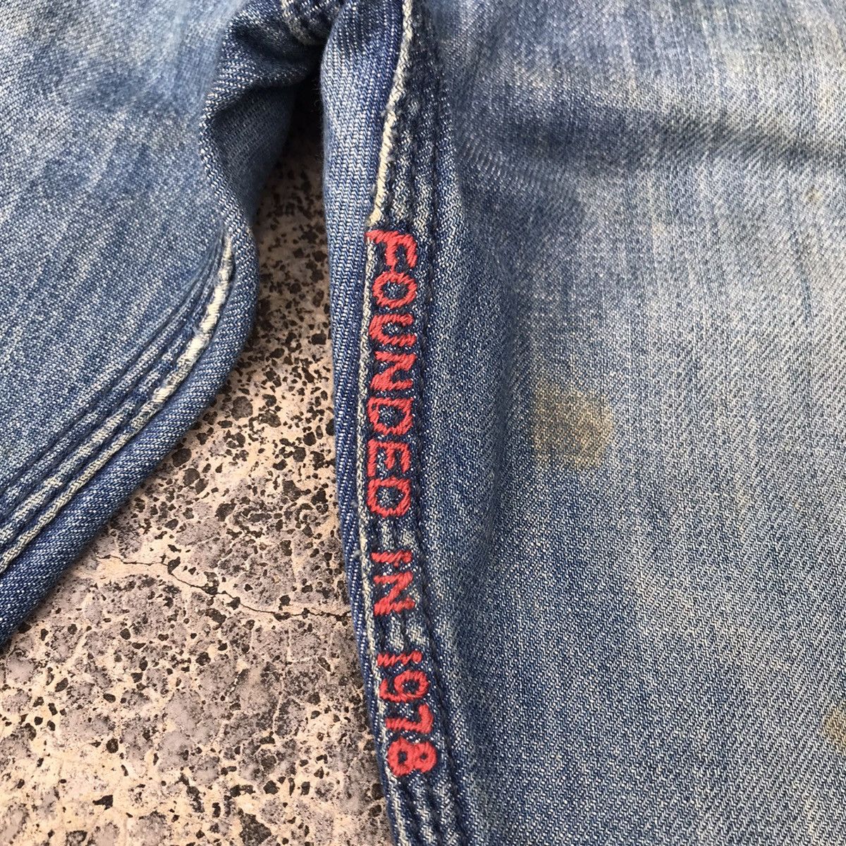 Diesel Vintage Diesel Albo Denim Distressed Blue Wash Jeans Size US 30 / EU 46 - 13 Thumbnail