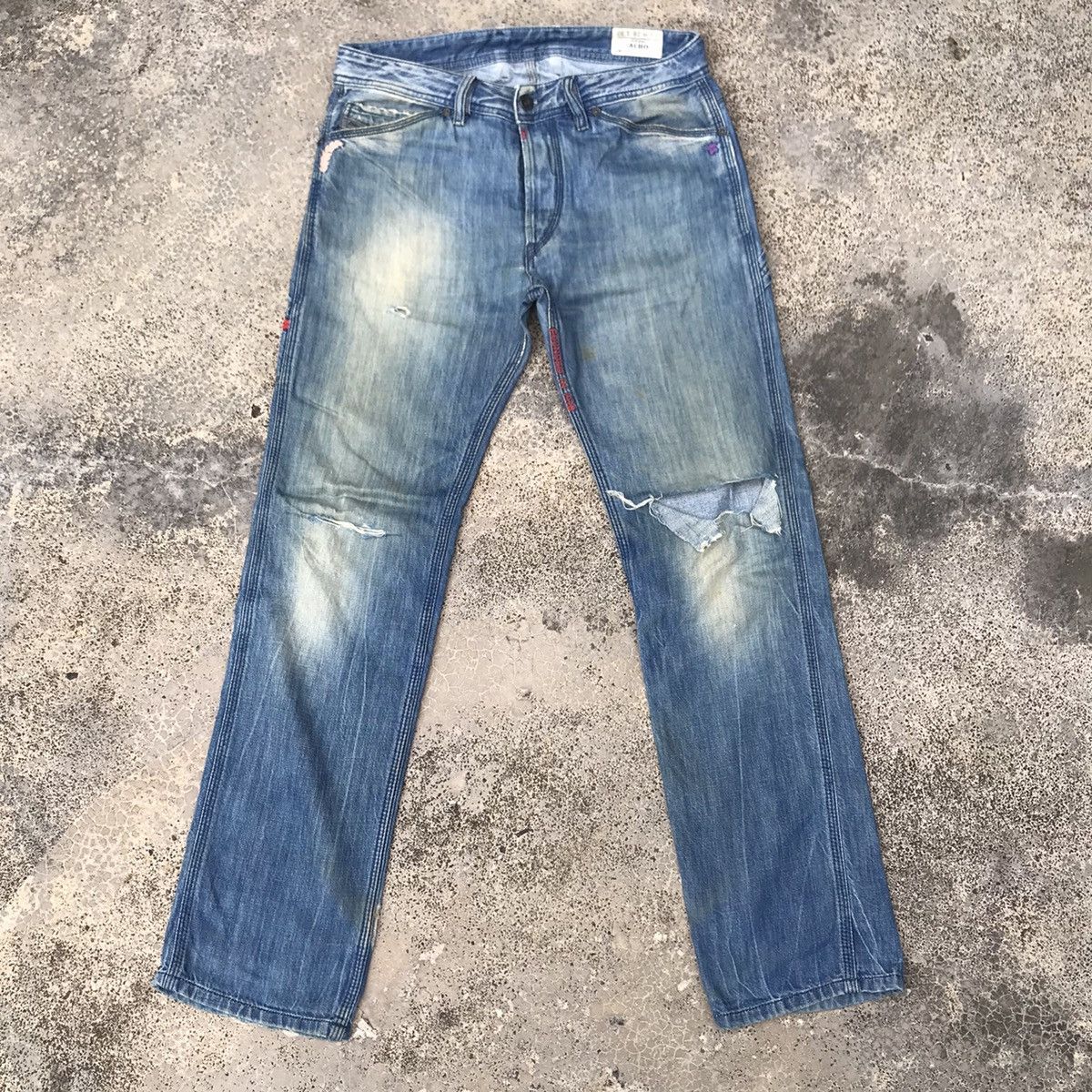 Diesel Vintage Diesel Albo Denim Distressed Blue Wash Jeans Size US 30 / EU 46 - 1 Thumbnail