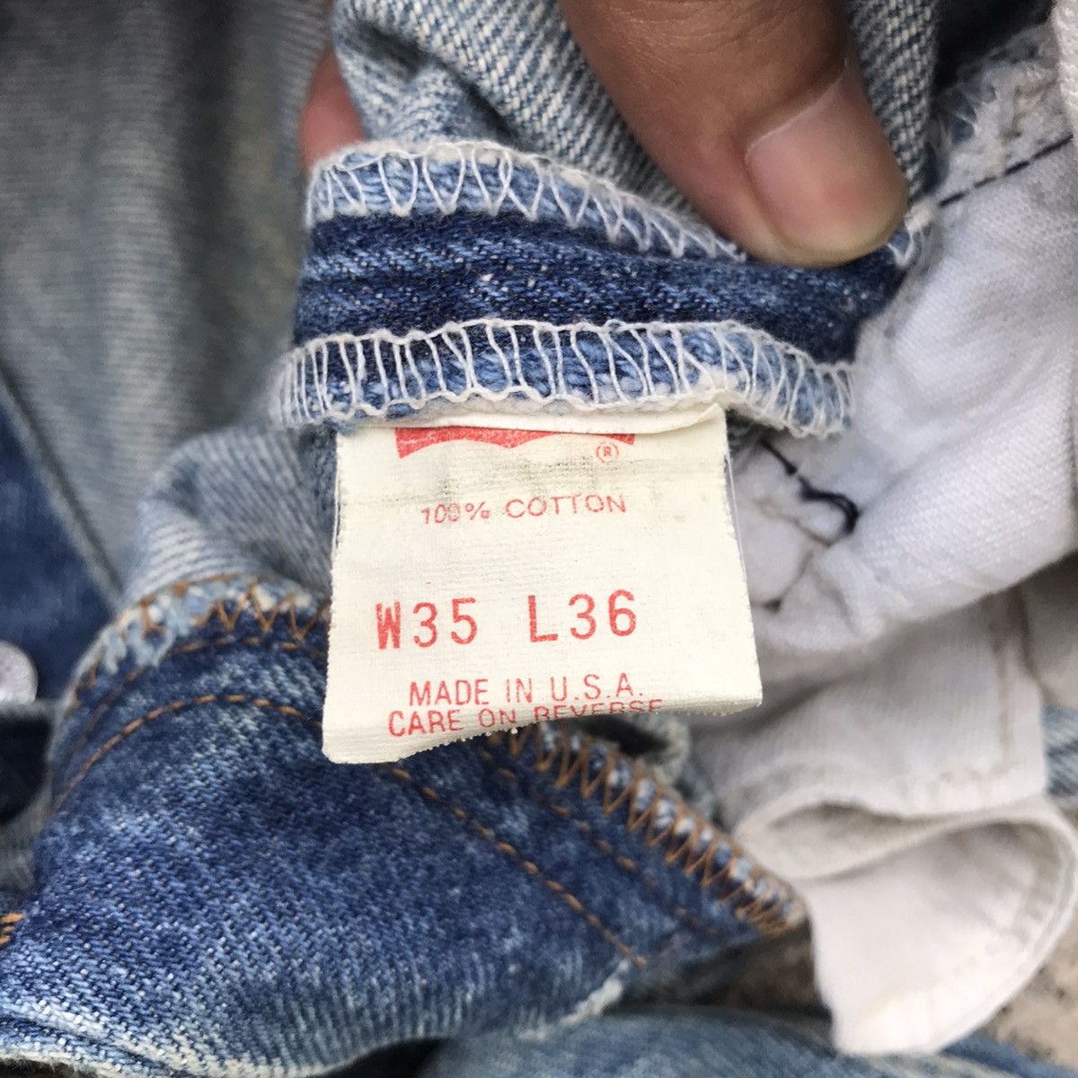 Levi's Vintage Levi’s 501 Dirty Faded Blue Wash Buttonfly Jeans Size US 32 / EU 48 - 15 Thumbnail