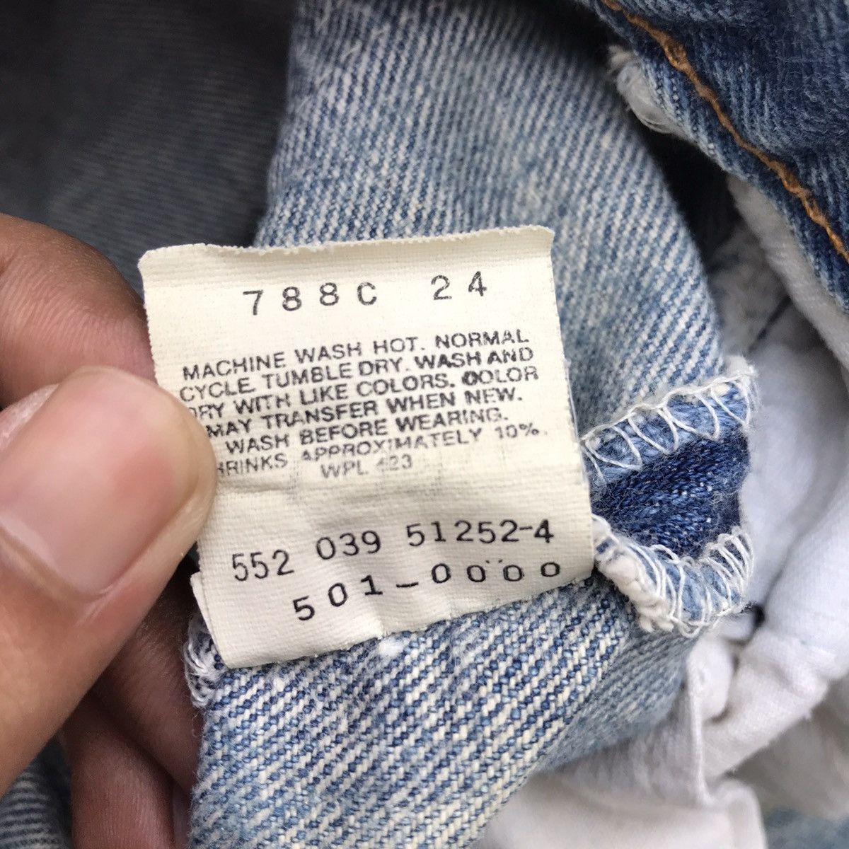 Levi's Vintage Levi’s 501 Dirty Faded Blue Wash Buttonfly Jeans Size US 32 / EU 48 - 17 Thumbnail