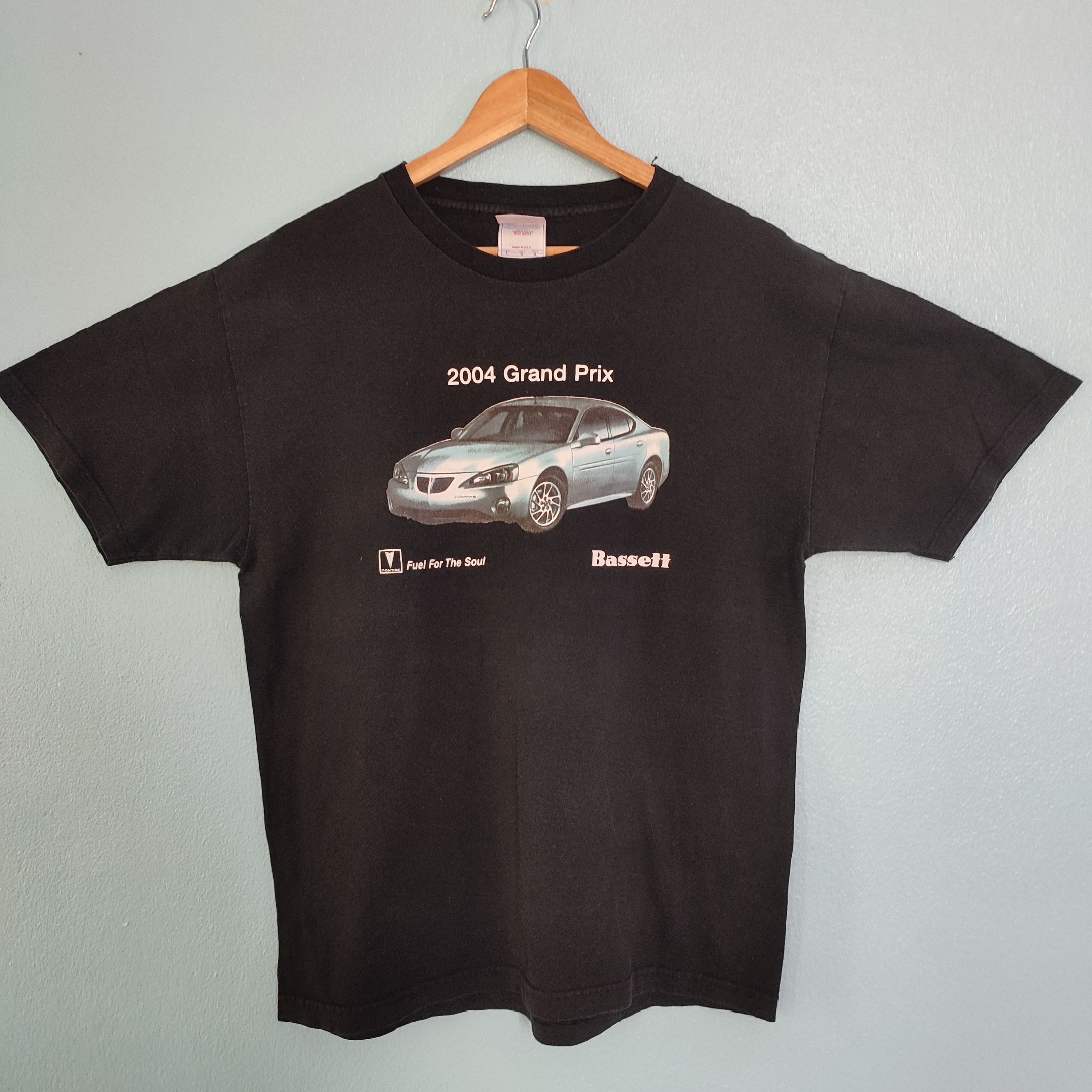 Japanese Brand × Vintage BASSETT 2004 Grand Prix Racing Vintage Tshirt Size US L / EU 52-54 / 3 - 1 Thumbnail