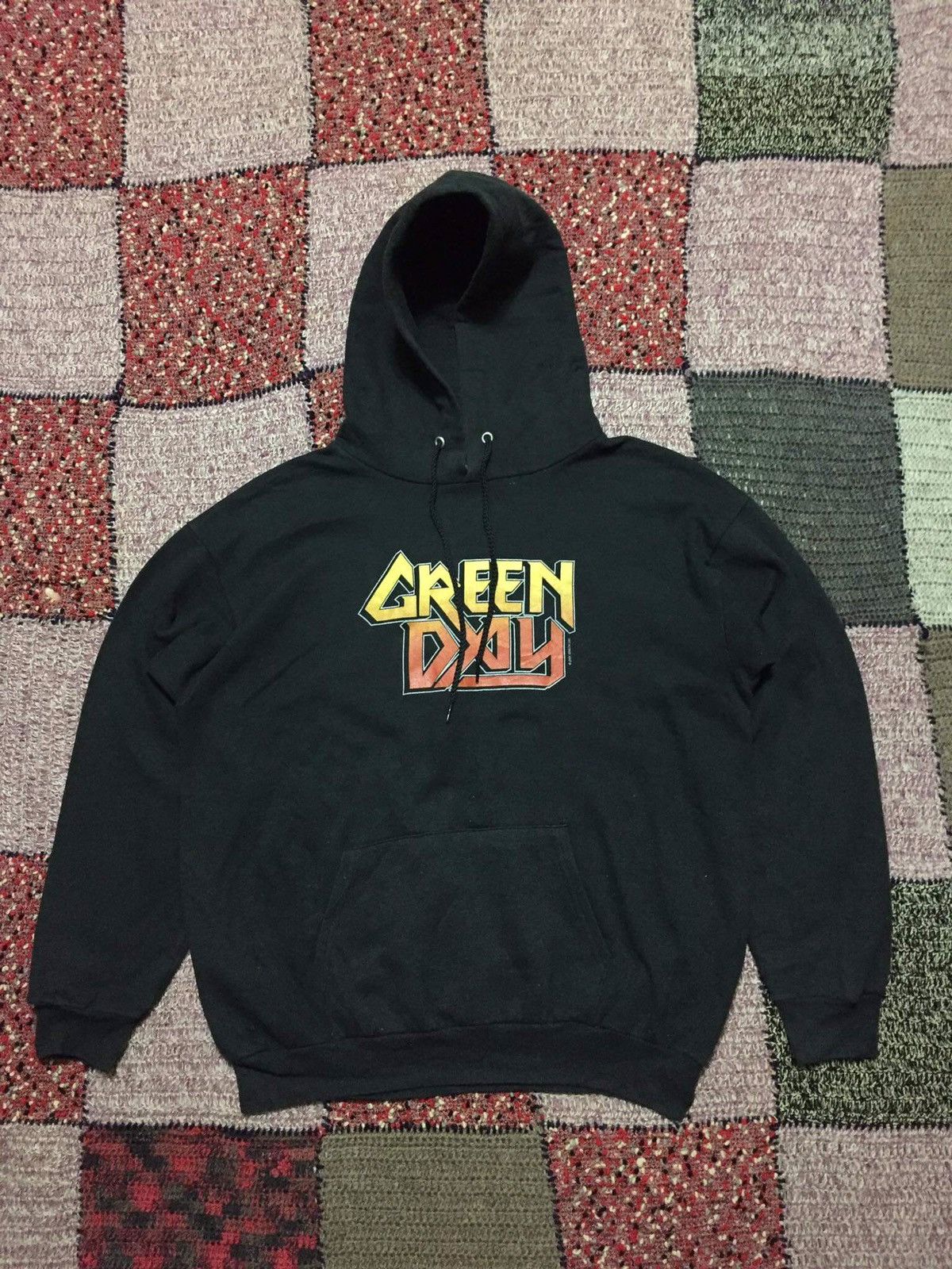 Band Tees VINTAGE Y2K Green Day Rock Band Pullover Sweatshirts Hoodie Size US M / EU 48-50 / 2 - 1 Thumbnail