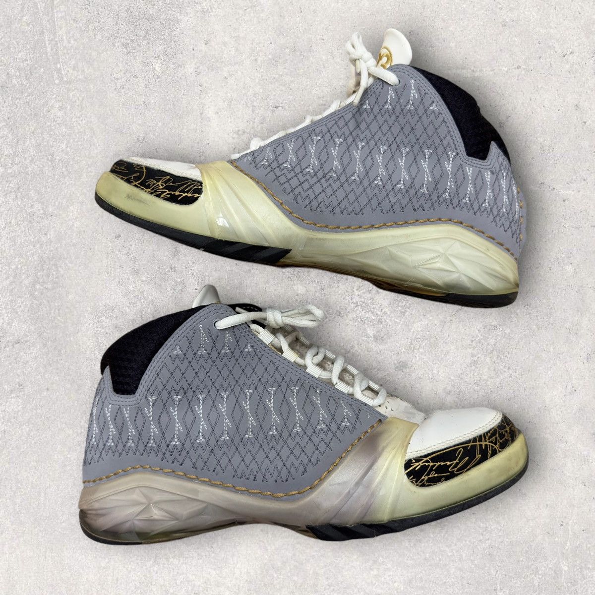 Air Jordan 23 OG GS “White Stealth” 2008