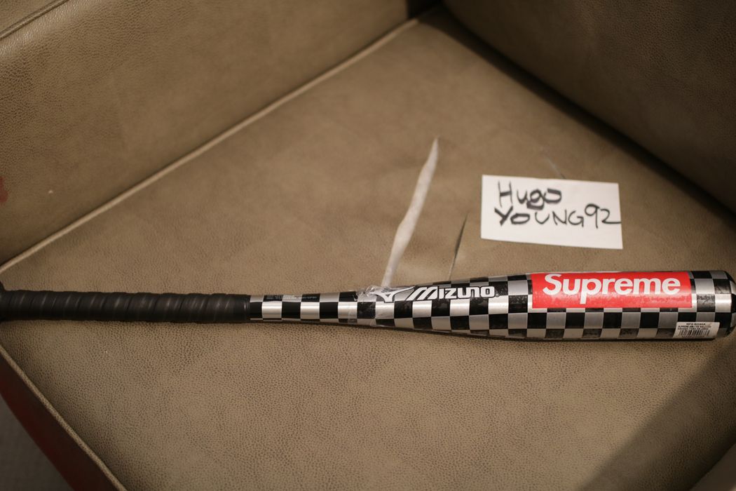 Supreme deals mizuno bat