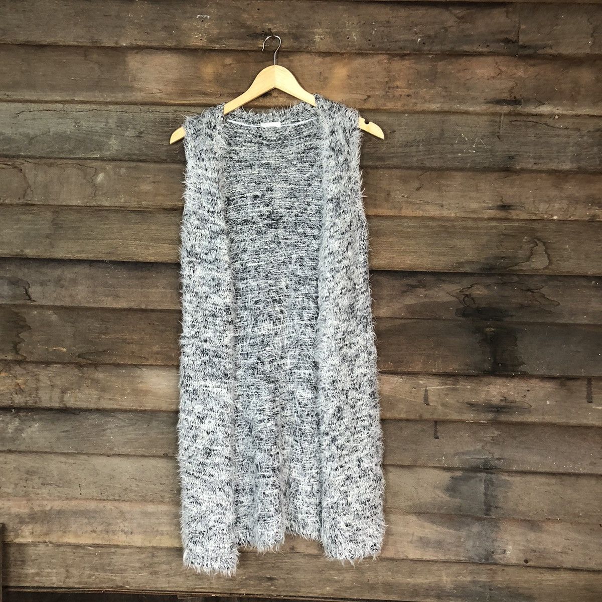 Japanese Brand DLS Gu grey Shag Shaggy Fur Mohair cardigan Knitwear #BB581 Size M / US 6-8 / IT 42-44 - 1 Thumbnail