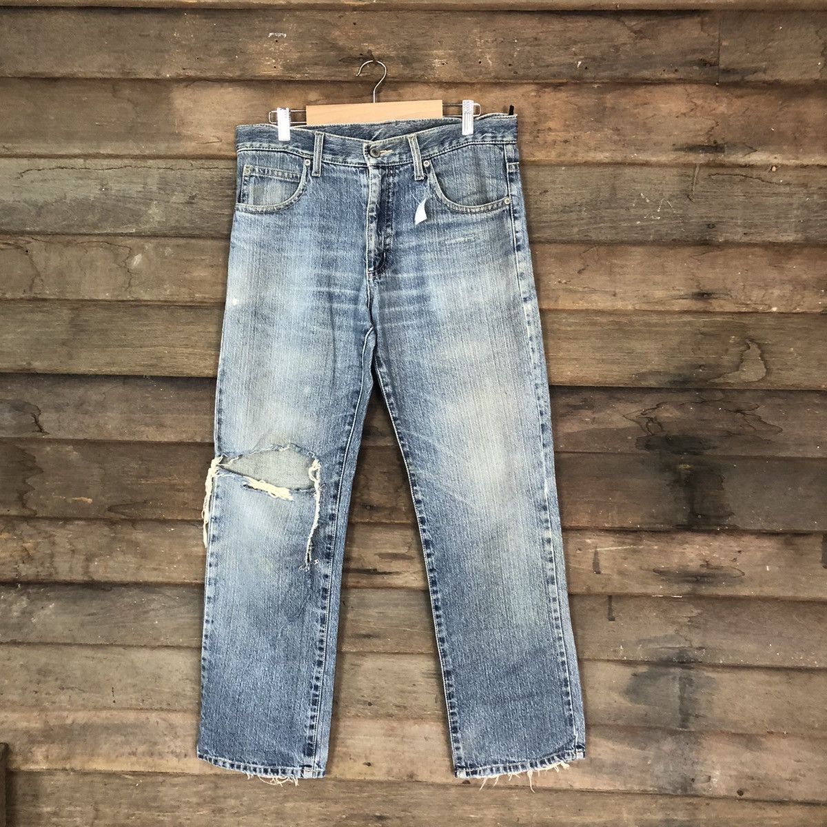 Japanese Brand DLS Japanese Brand Denim Distressed Denim Pants #BB548 Size US 32 / EU 48 - 1 Thumbnail