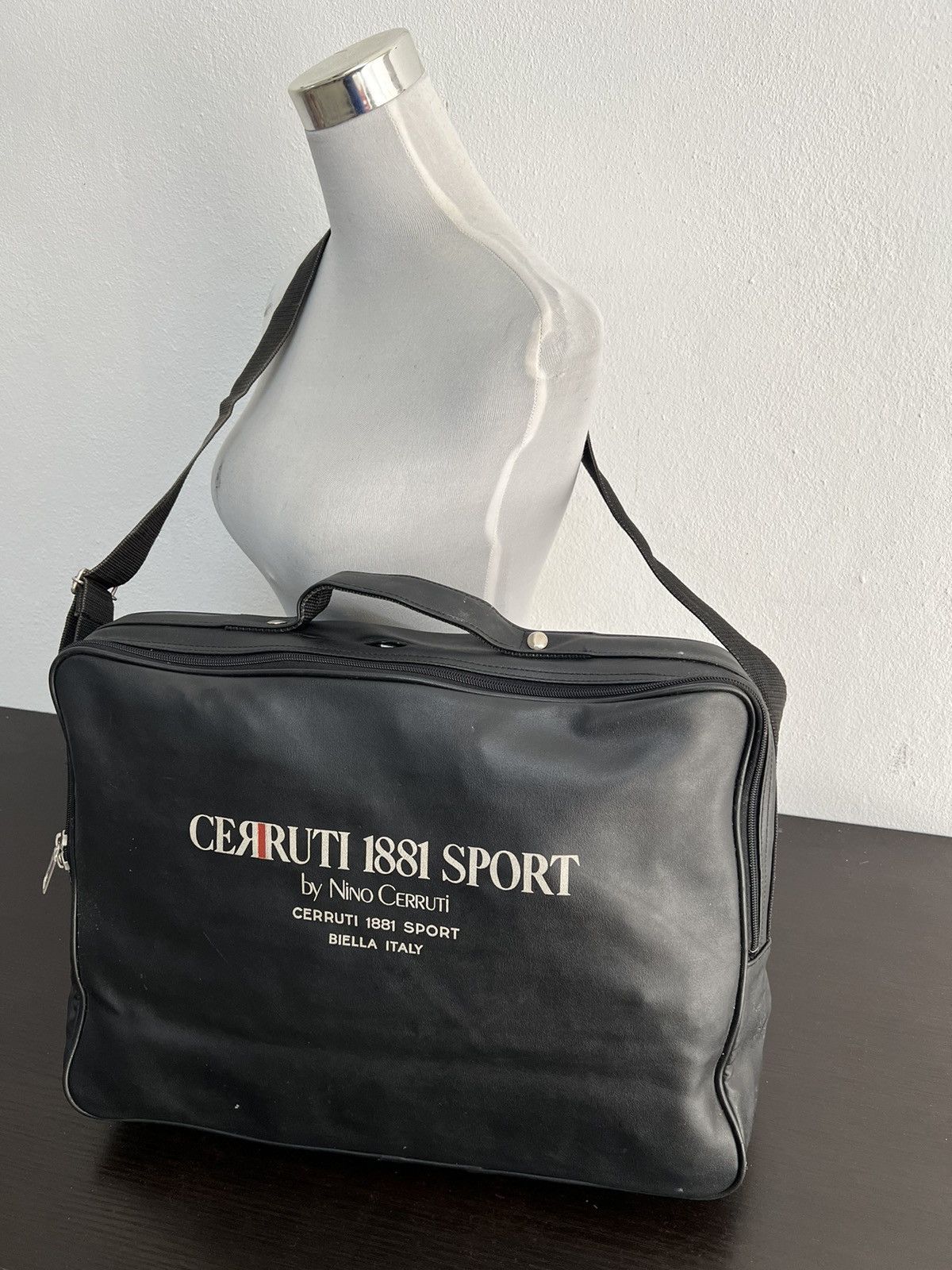 Cerruti 1881 Vintage Cerruti 1881 Sling Bag Size ONE SIZE - 3 Thumbnail