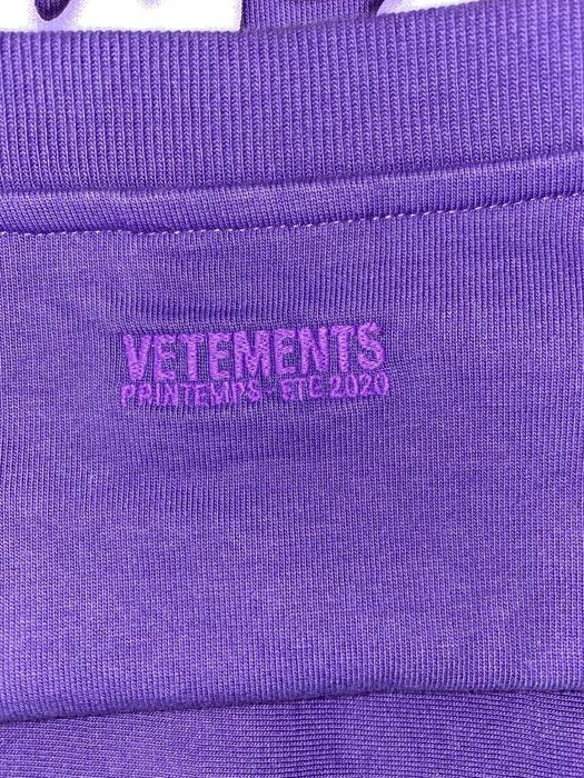 Vetements hot sale milka tee