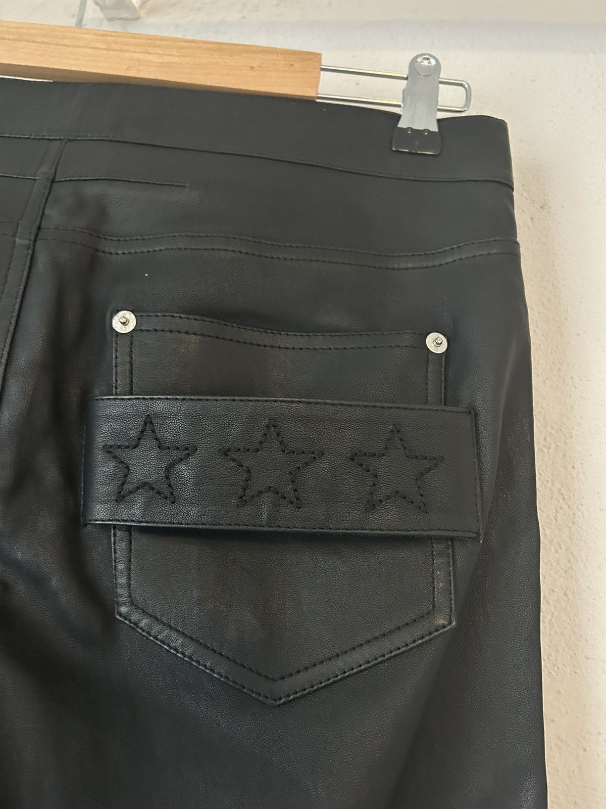 Givenchy Black Leather Pants Size US 31 - 12 Thumbnail