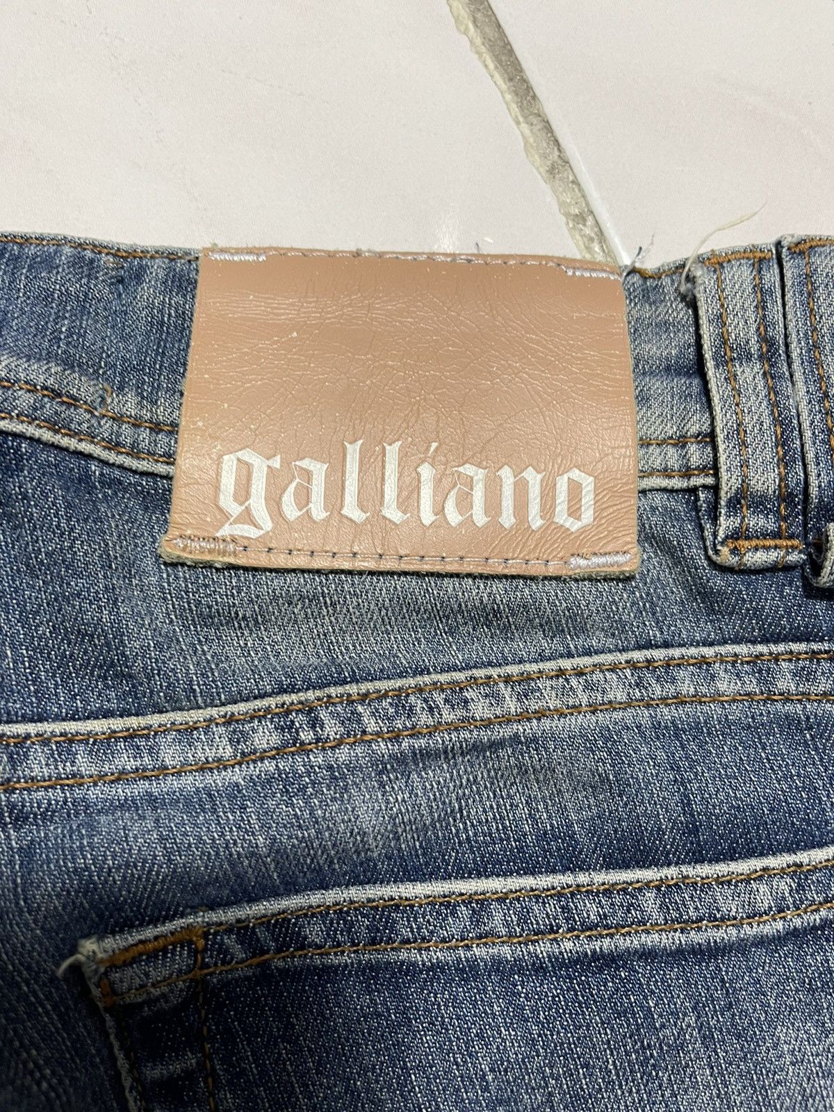 Designer × John Galliano John Galliano Jeans Size US 29 - 18 Thumbnail