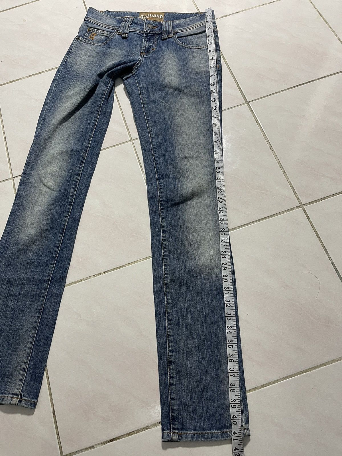 Designer × John Galliano John Galliano Jeans Size US 29 - 13 Thumbnail