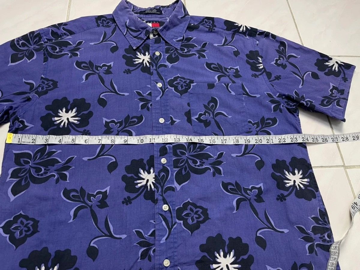 Tommy Hilfiger Vintage Tommy Hilfiger Aloha Hawaiian Shirts Size US L / EU 52-54 / 3 - 5 Thumbnail