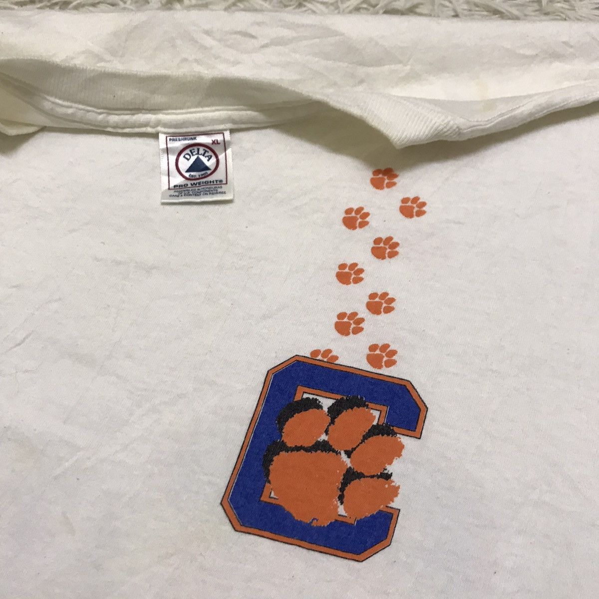 Vintage Vintage 90s Lemson University Welcome to Death Valley tshirt Size US XL / EU 56 / 4 - 6 Thumbnail