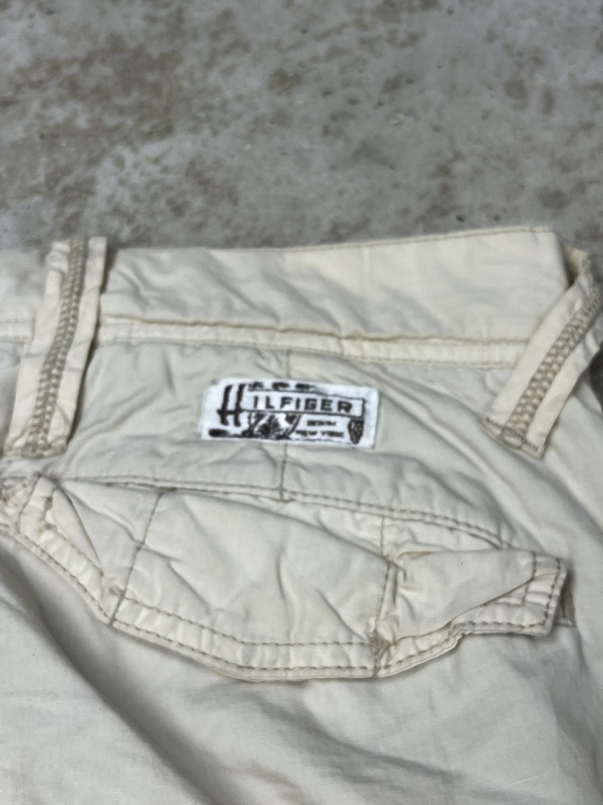 Tommy Hilfiger 1990s MULTIPOCKET TOMMY HILFIGER BONDAGE CARGO PANTS - 3174 Size US 32 / EU 48 - 4 Thumbnail