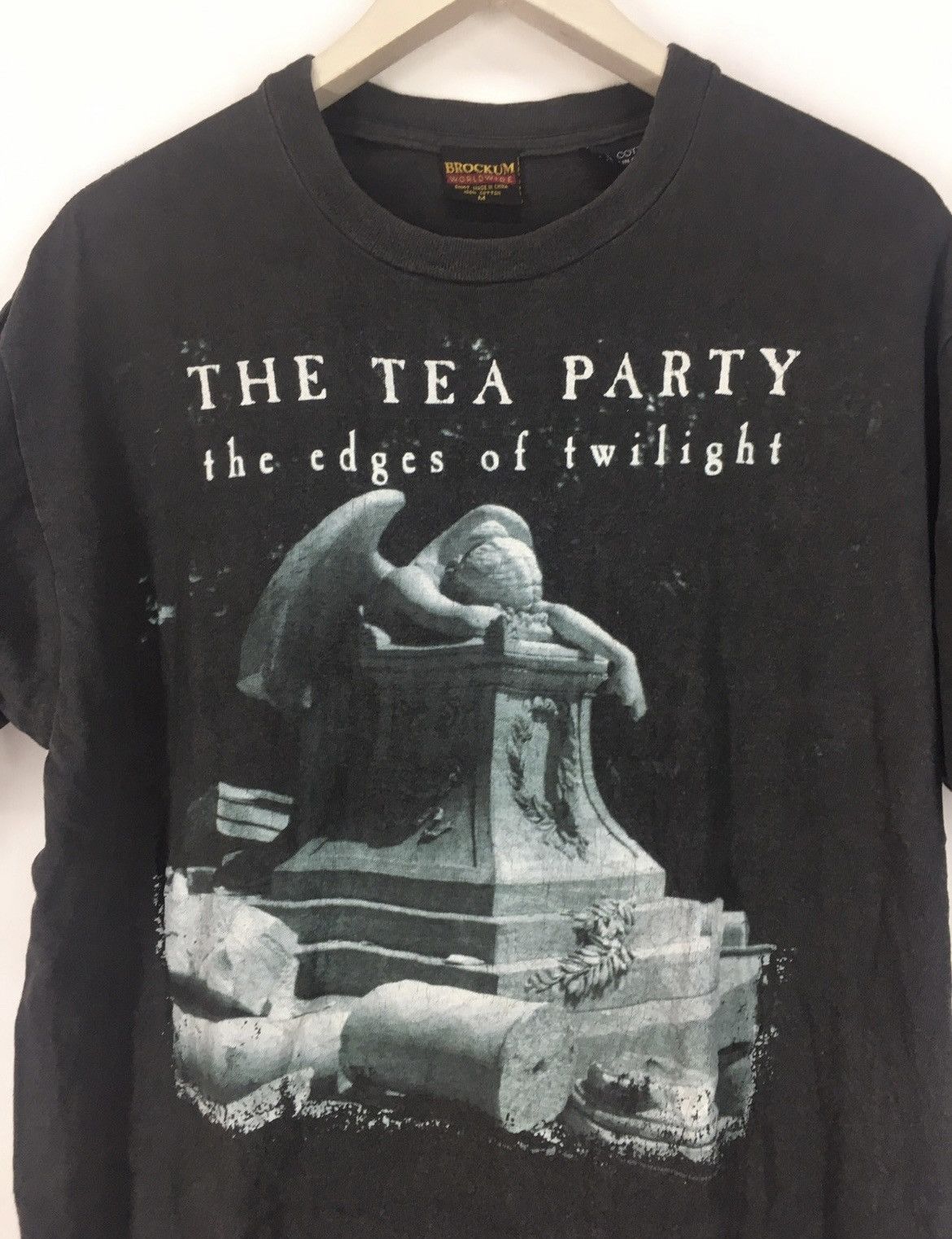 Band Tees Vintage 90s The Tea Party the edges of twilight band t shirt Size US M / EU 48-50 / 2 - 3 Thumbnail