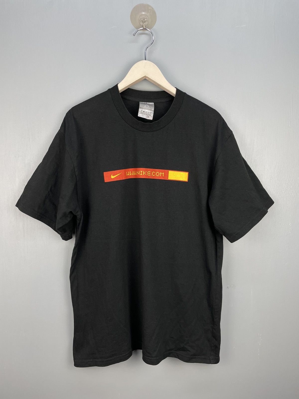 Nike Vintage Y2K Nike swoosh logo t shirt Size US L / EU 52-54 / 3 - 1 Thumbnail