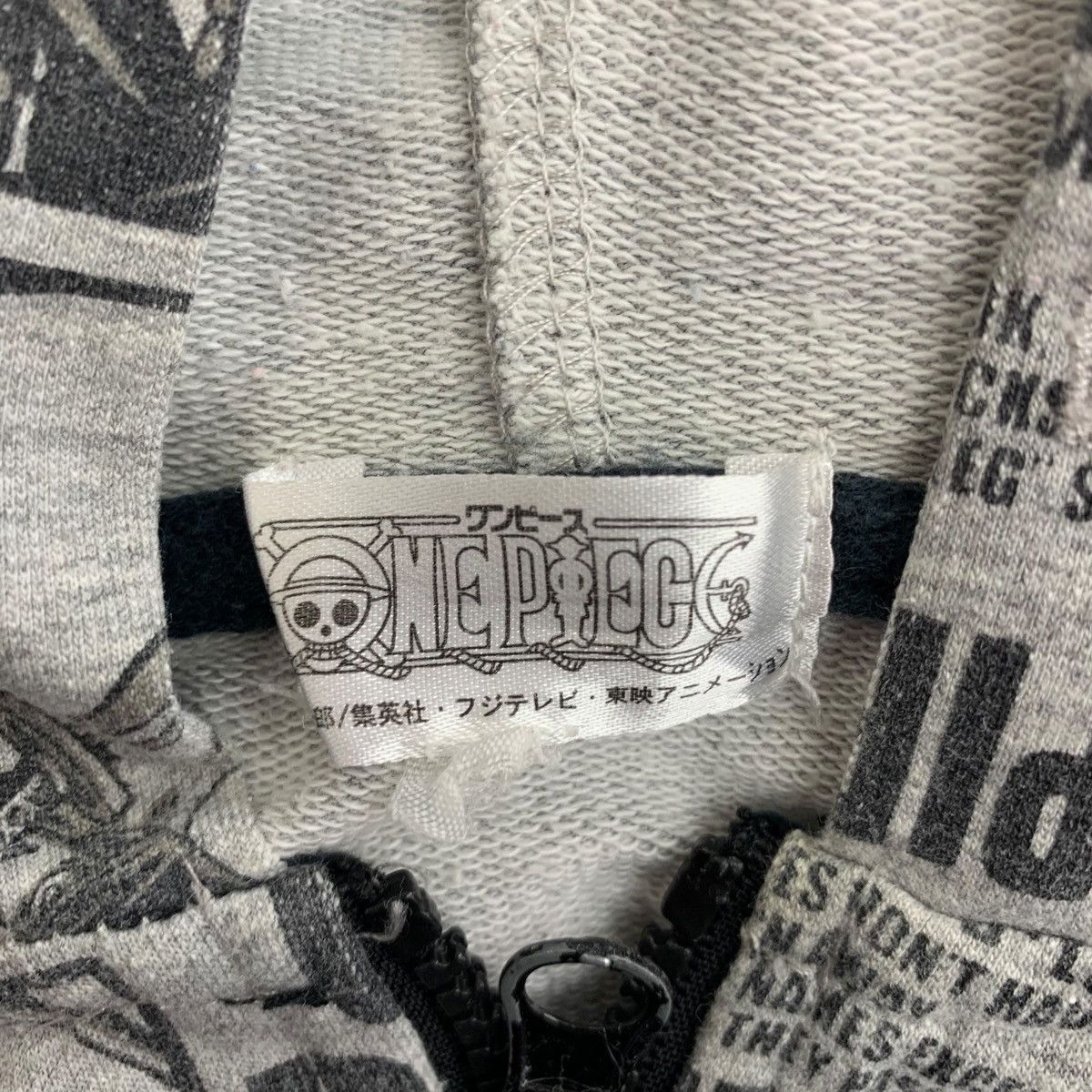 One Piece Vintage Fullprint Anime Manga 1 Piece Hoodie Zipper Sweater Size US S / EU 44-46 / 1 - 6 Thumbnail