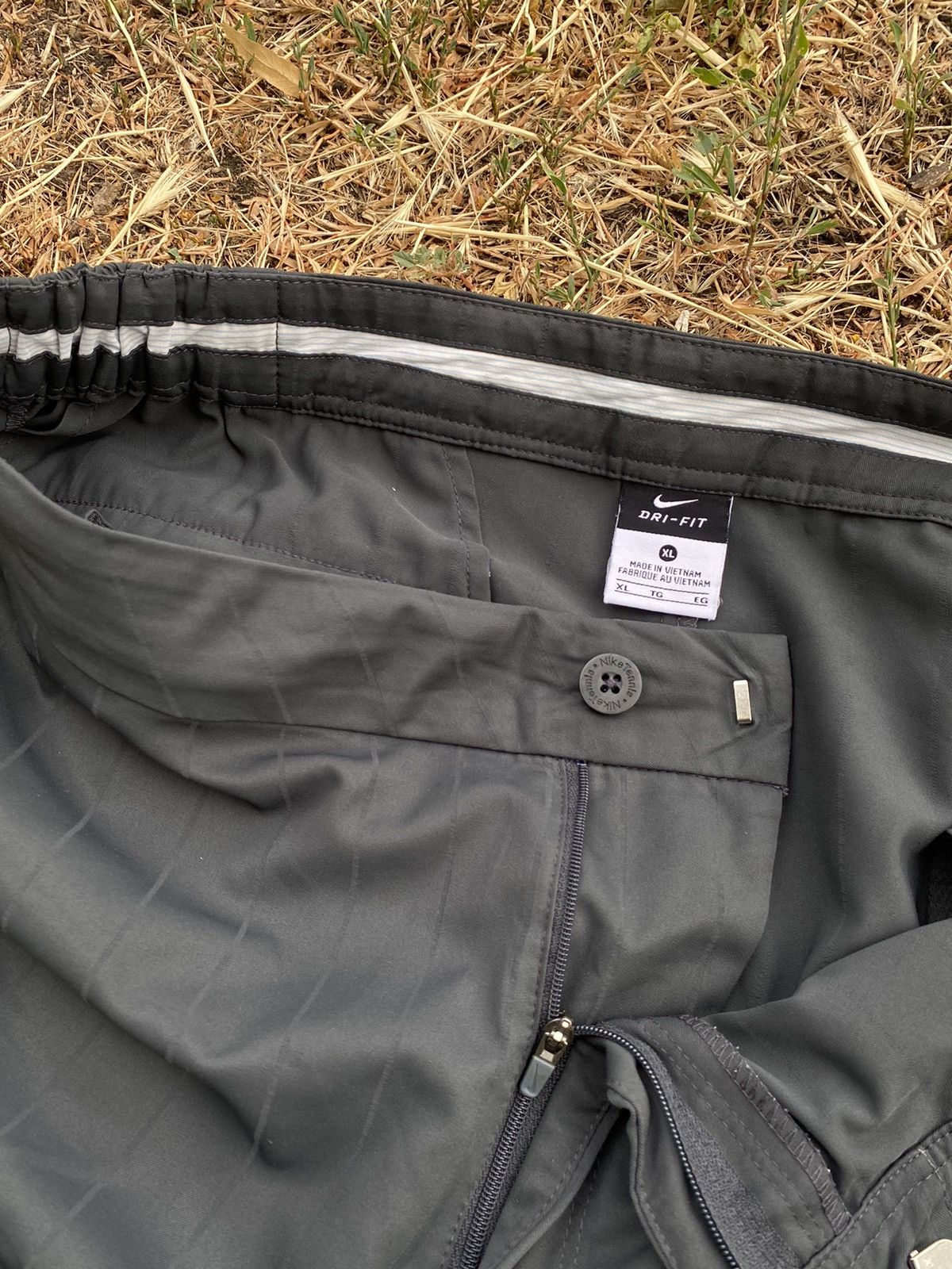 Nike Vintage Nike shorts streetwear swoosh casual y2k size XL Size US 36 / EU 52 - 4 Thumbnail