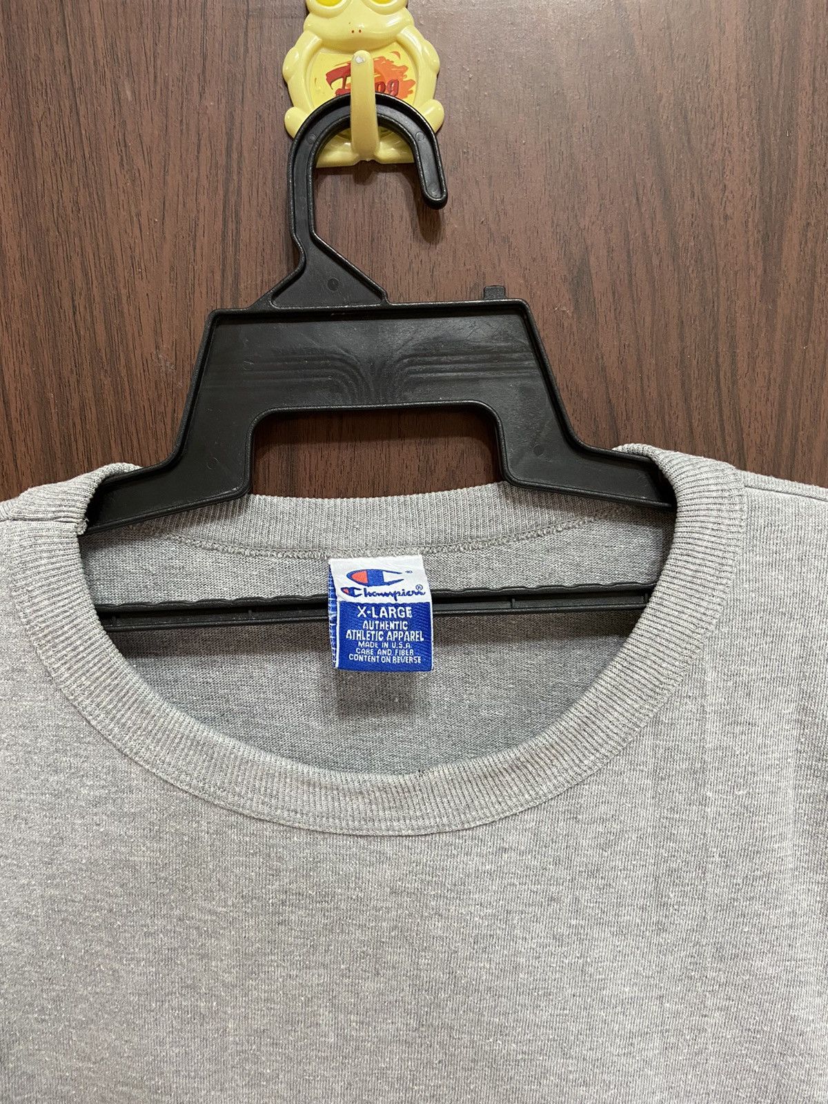 Champion Vintage Champion Usa t shirt big design spell out Size US XL / EU 56 / 4 - 4 Thumbnail