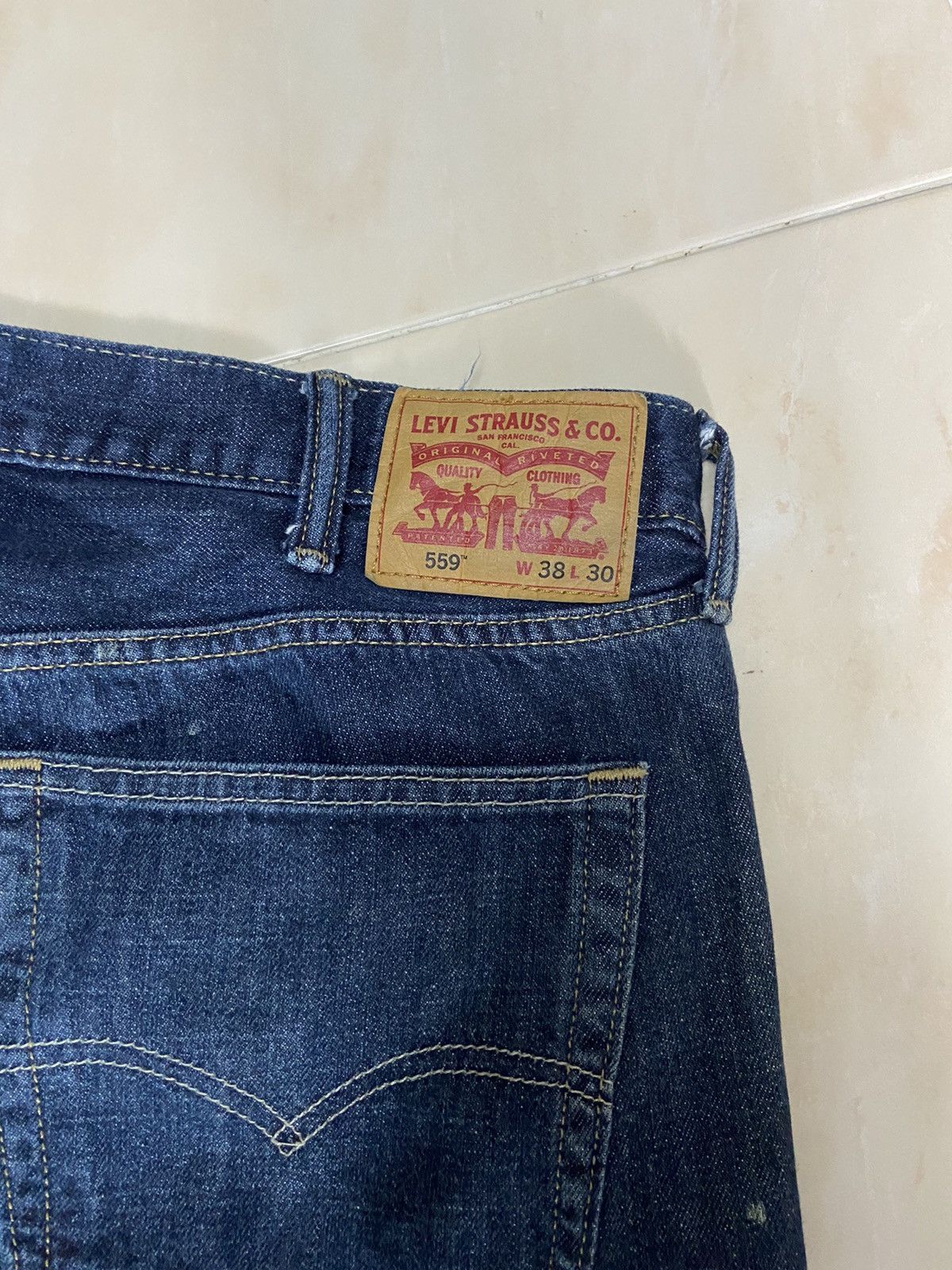 Levi's Vintage 559 Levis Jeans Denim W38 straight cut blue black Size US 38 / EU 54 - 8 Thumbnail