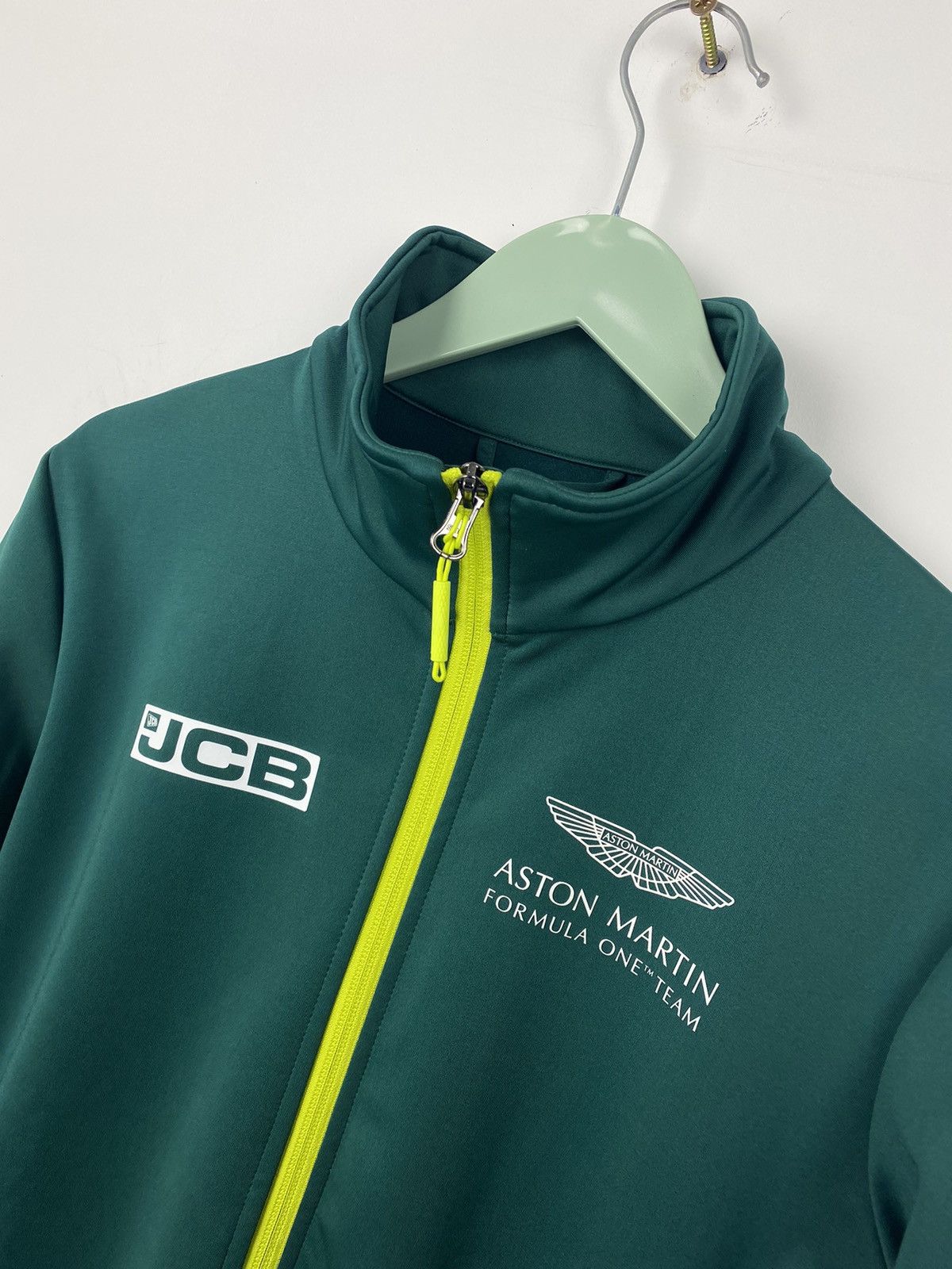 Vintage Aston Martin Formula One Team Racing Jacket Ferrari Mercedes Size US M / EU 48-50 / 2 - 2 Thumbnail