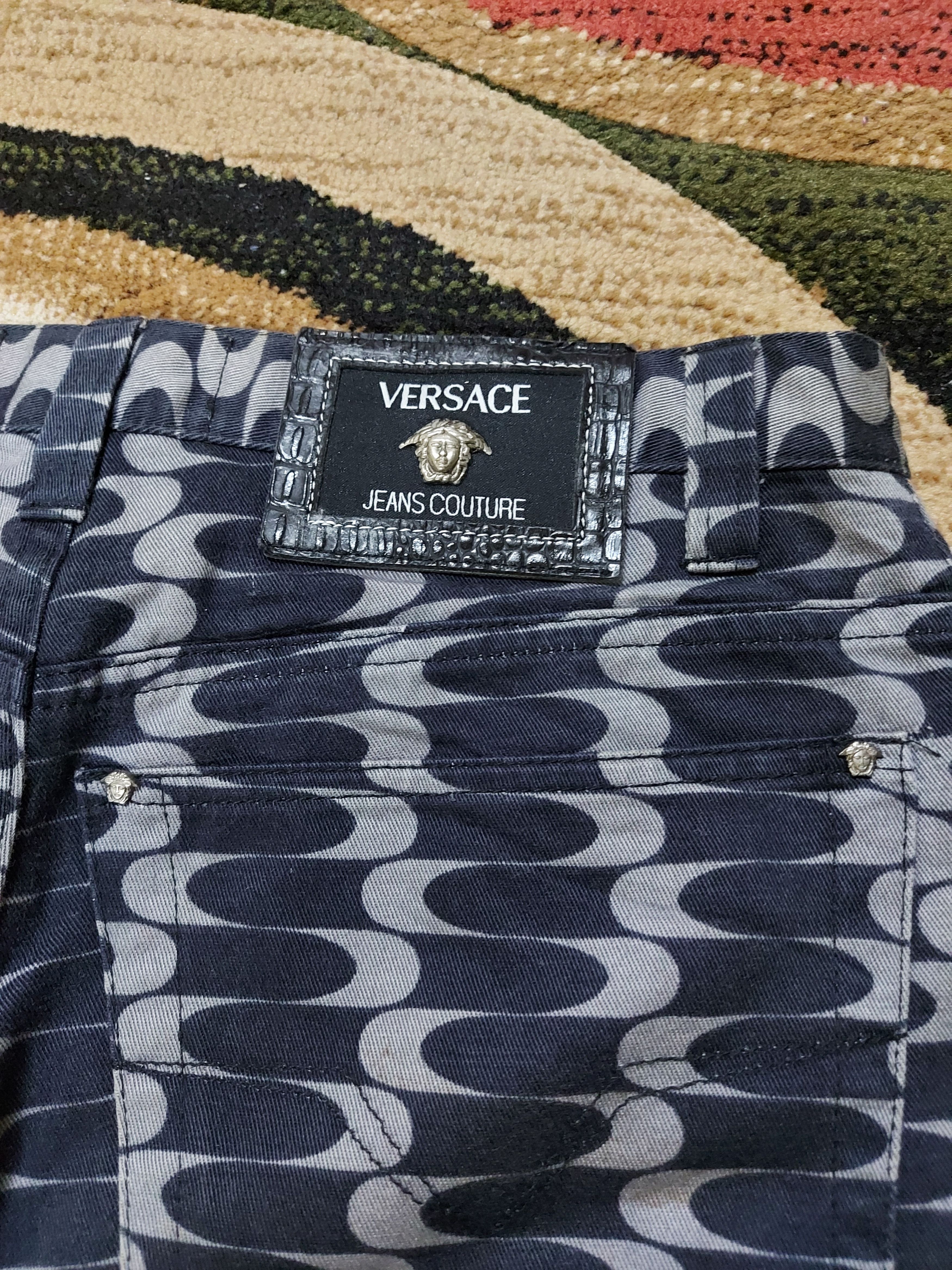 Designer (J5) Versace - spiral design made in italy Size US 30 / EU 46 - 12 Thumbnail