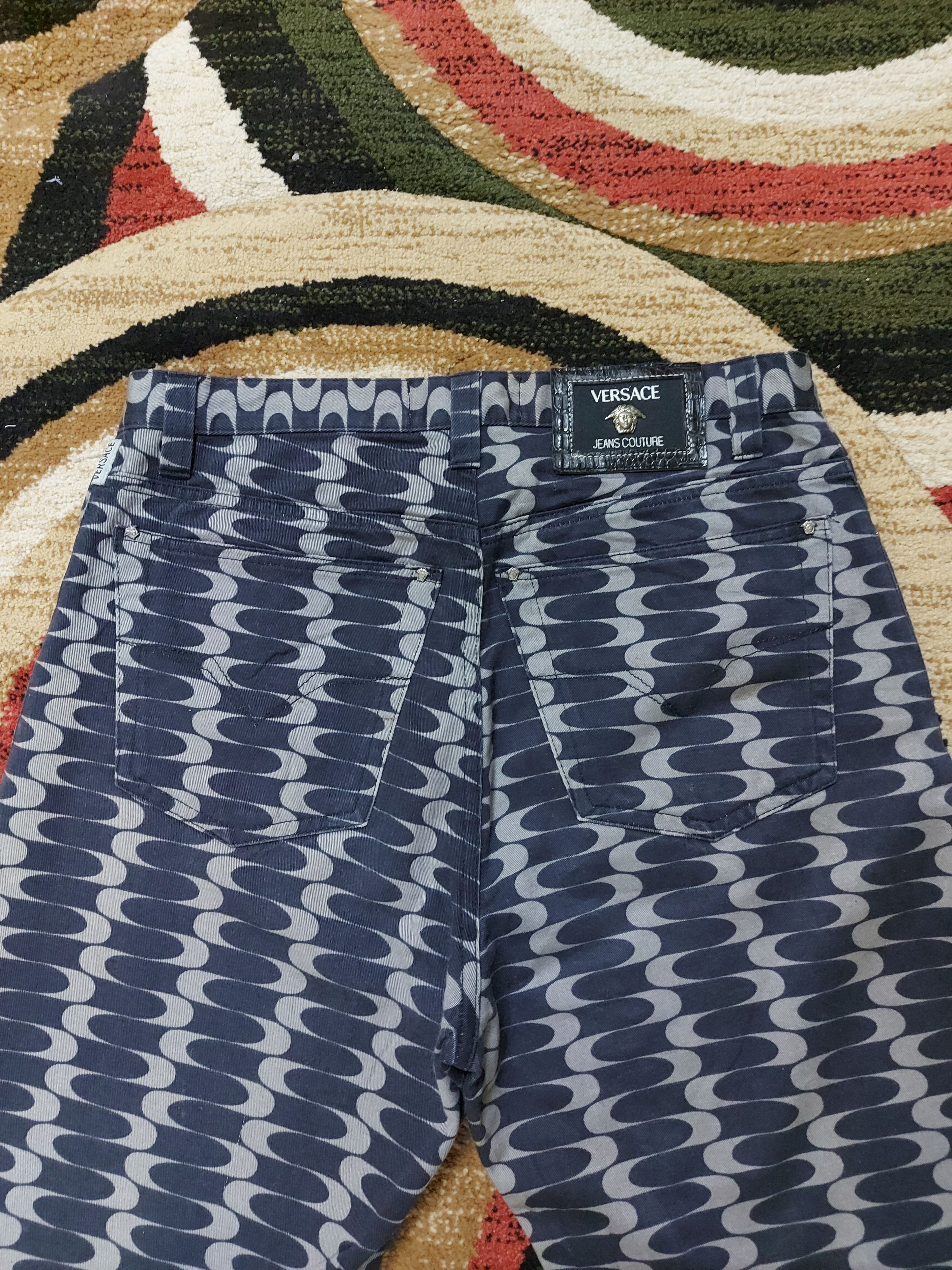Designer (J5) Versace - spiral design made in italy Size US 30 / EU 46 - 11 Thumbnail