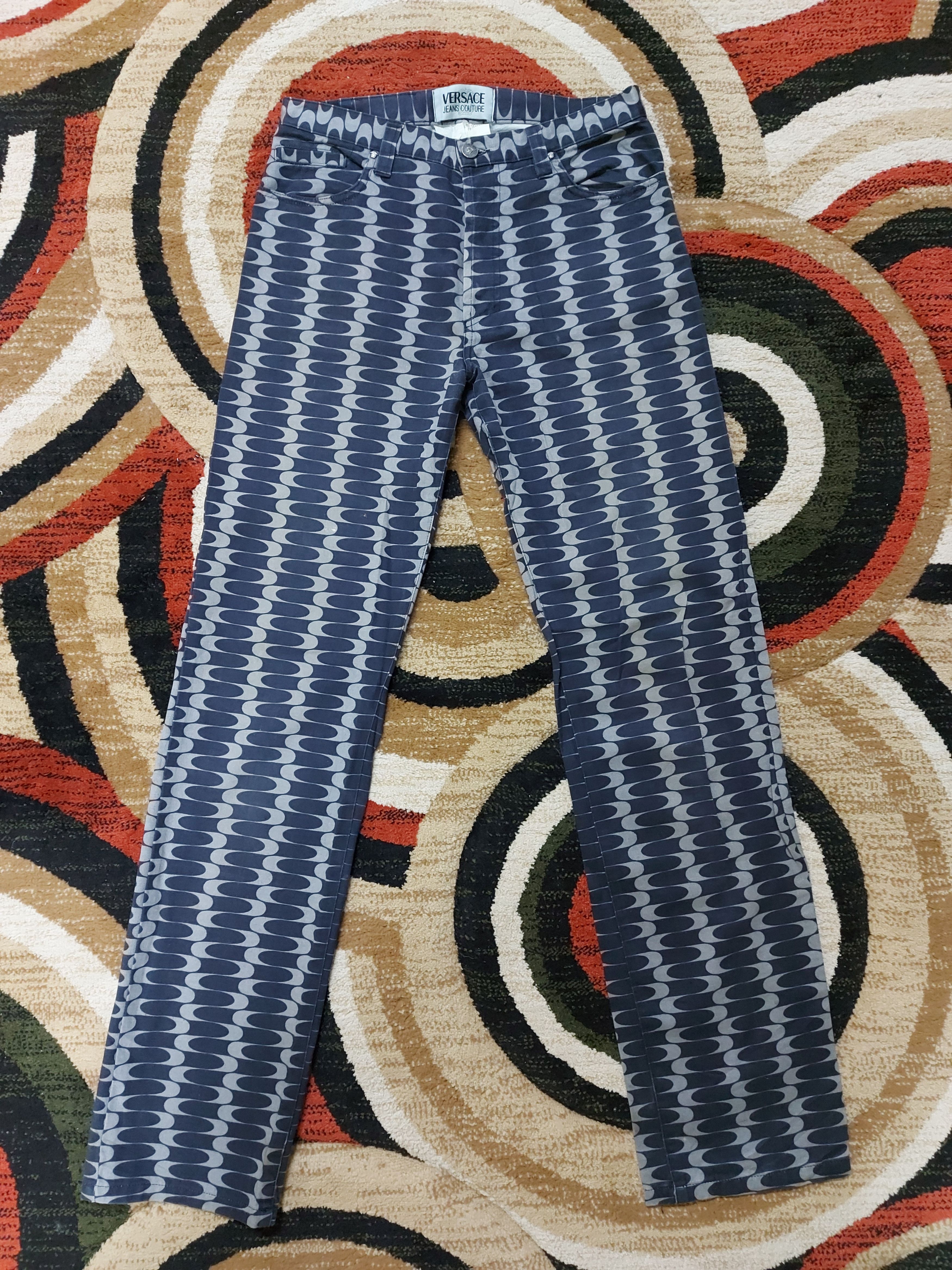 Designer (J5) Versace - spiral design made in italy Size US 30 / EU 46 - 1 Thumbnail