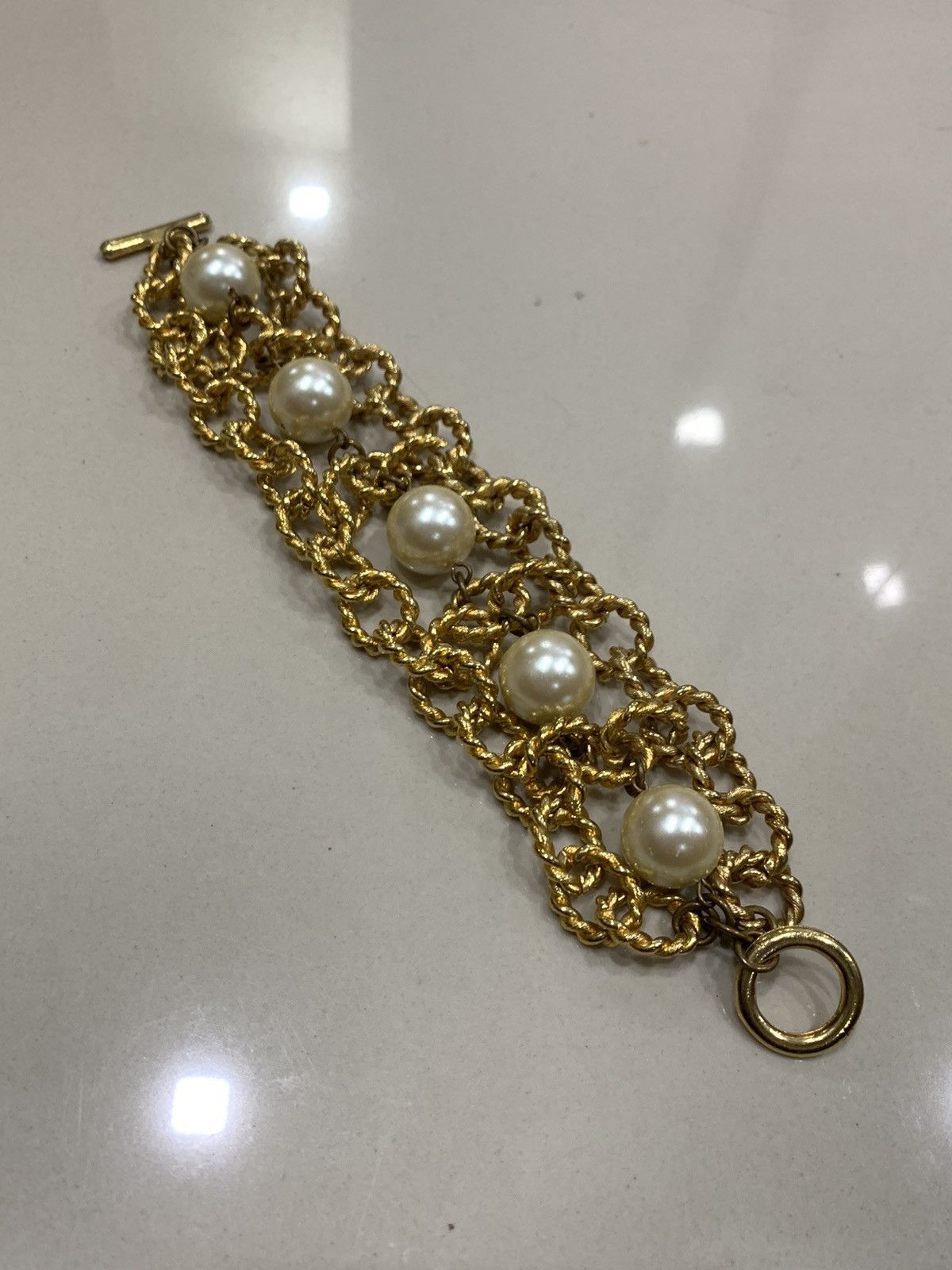 Jewelry × Vintage VTG BYZANTINE LINK NATURAL PEARL GOLD TONE BRACELET Size ONE SIZE - 2 Thumbnail