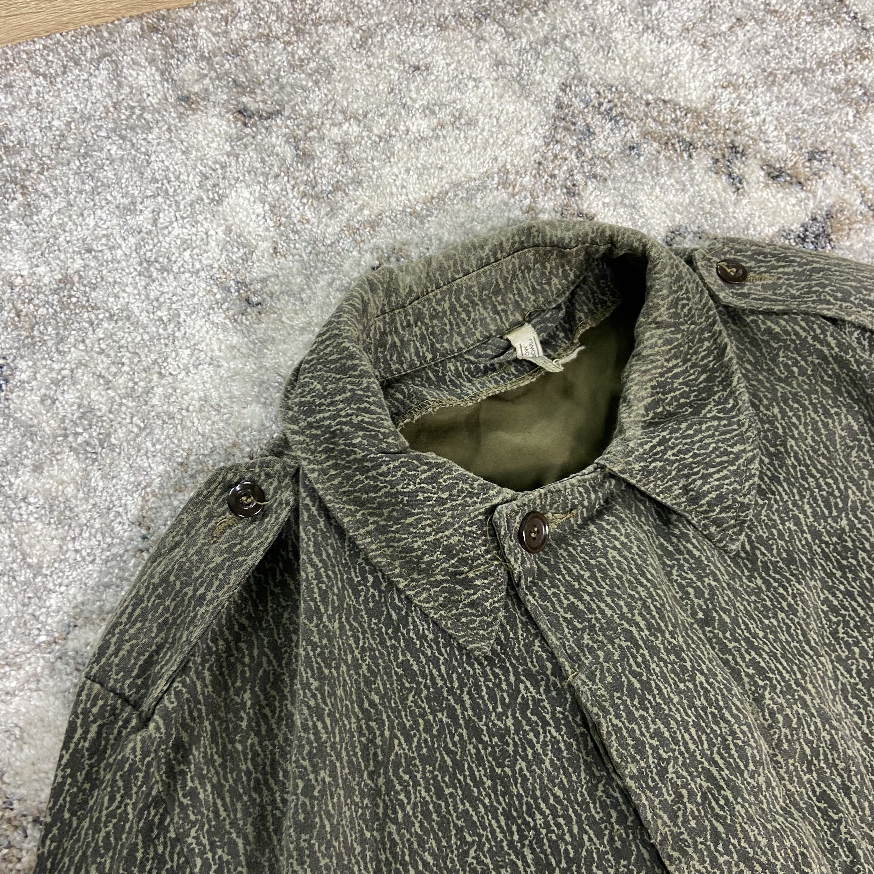 Vintage SWAMP CAMO 1990s RARE TACTICAL BONDAGE JACKET - № 2223 Size US L / EU 52-54 / 3 - 4 Thumbnail
