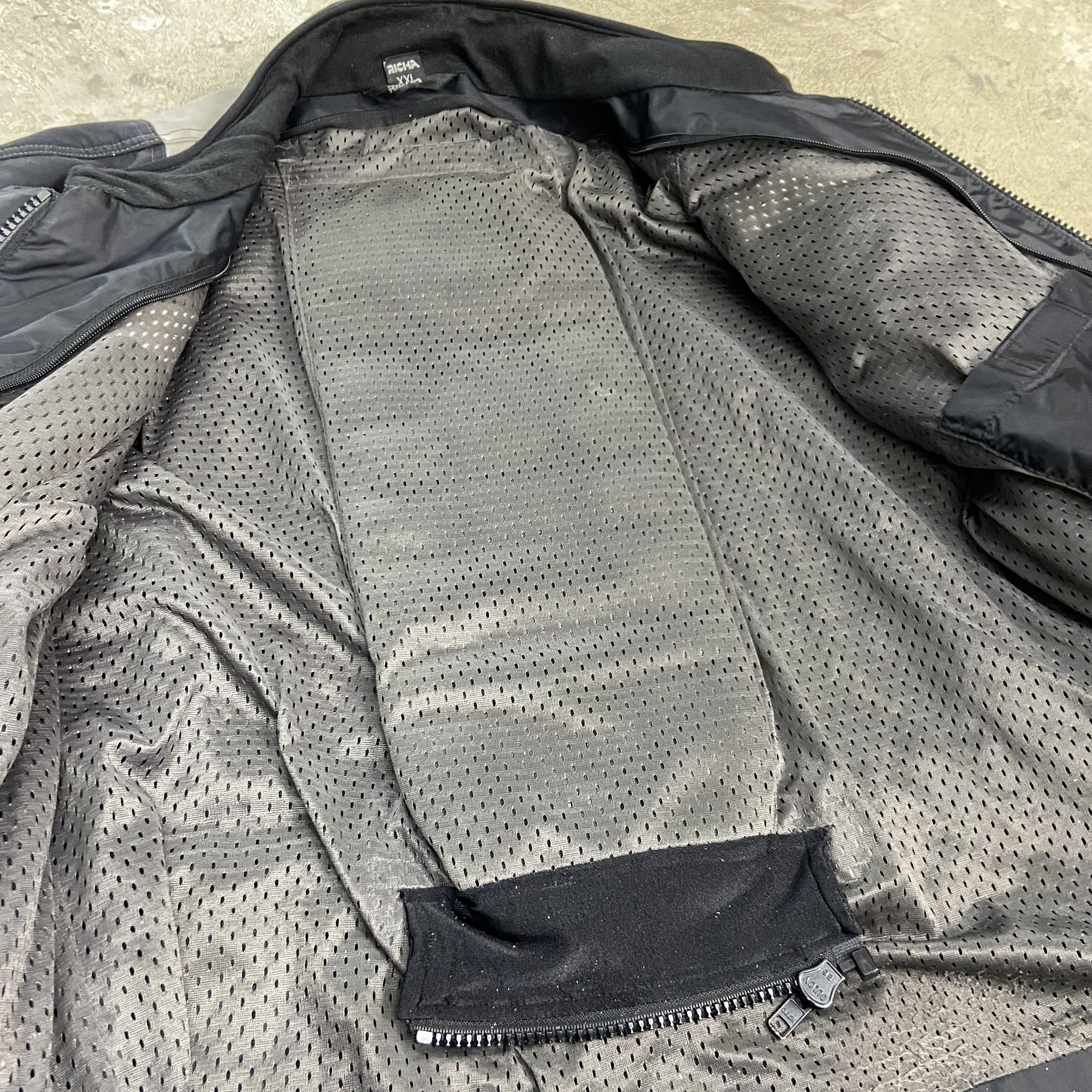 Japanese Brand RACING RICHA MULTIPOCKET TRANSFORMER BONDAGE JACKET 1990s Size US L / EU 52-54 / 3 - 11 Thumbnail