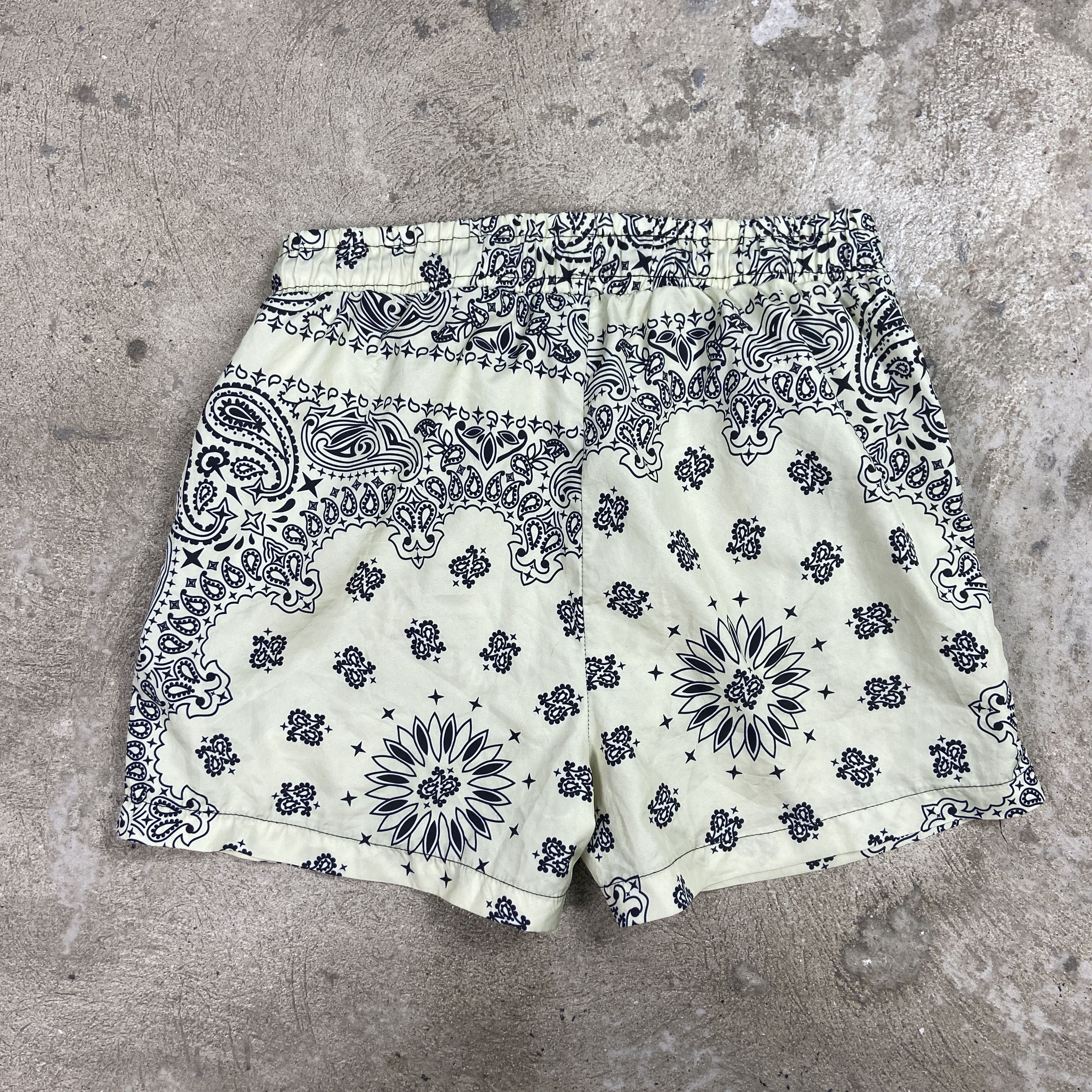 Vintage BAGGY Y2K BANDANA RARE NYLON SURFING SHORTS - LOT № 3037 Size US 32 / EU 48 - 3 Thumbnail