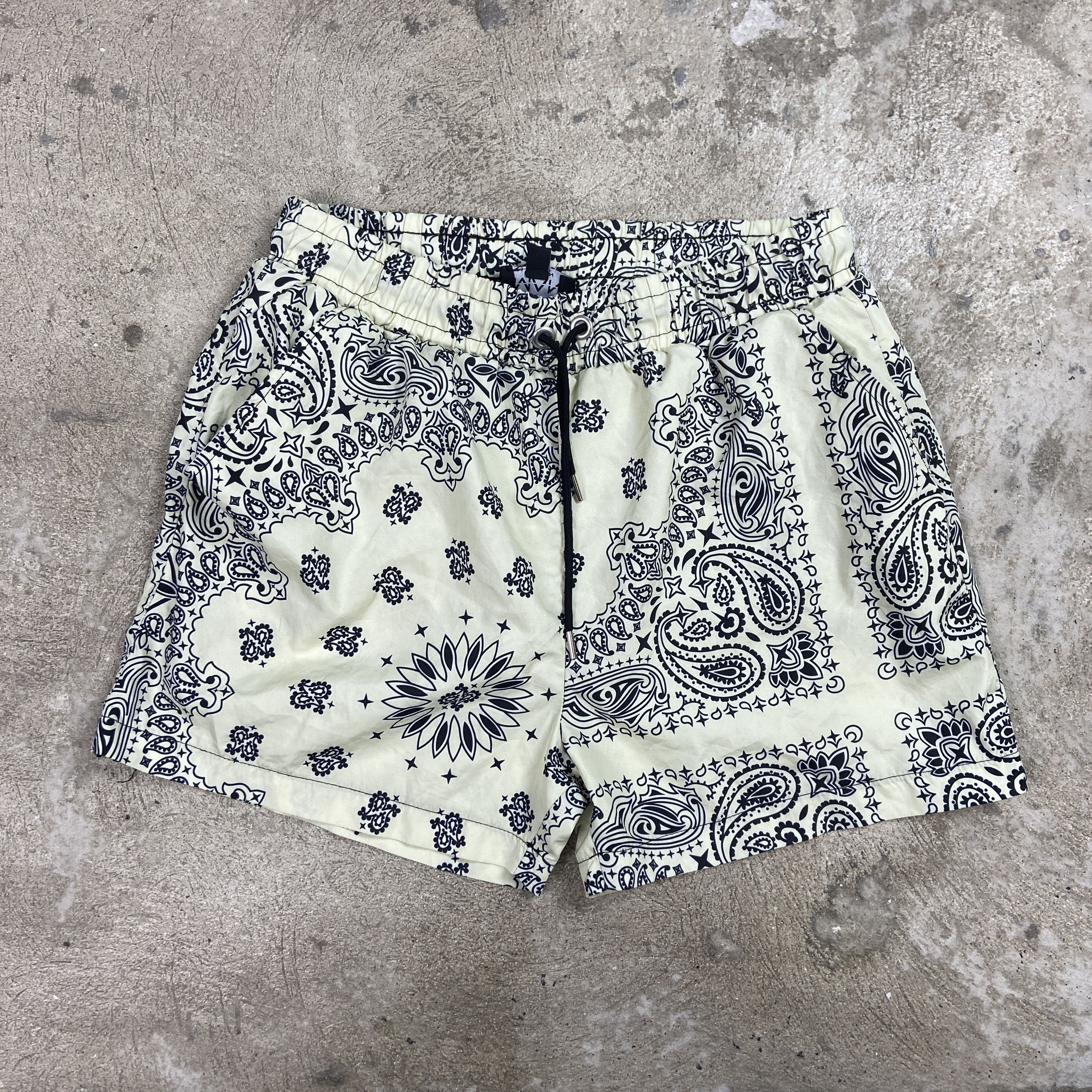 Vintage BAGGY Y2K BANDANA RARE NYLON SURFING SHORTS - LOT № 3037 Size US 32 / EU 48 - 1 Thumbnail