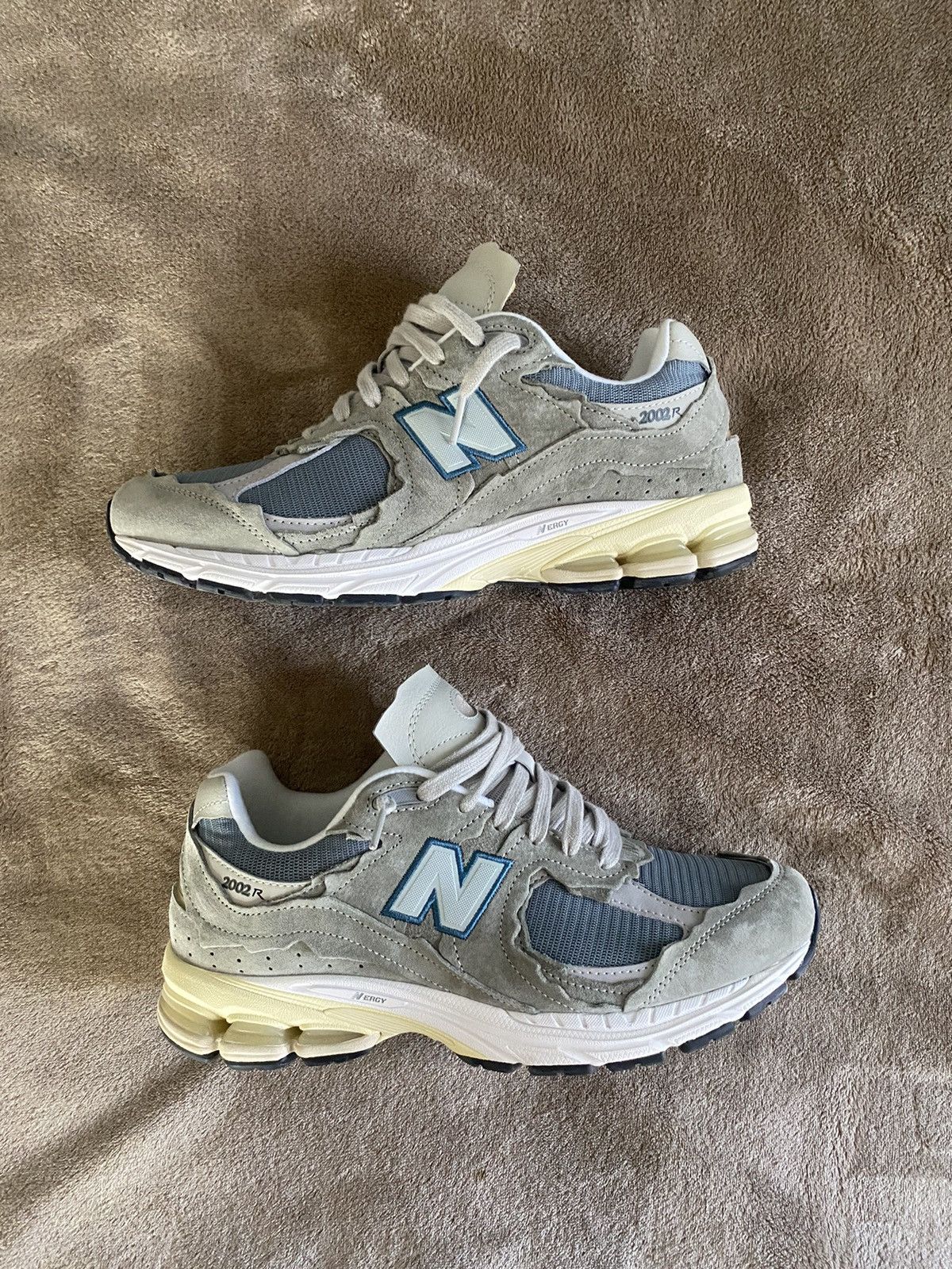 New Balance New Balance 2002R protection pack Size US 10 / EU 43 - 2 Thumbnail