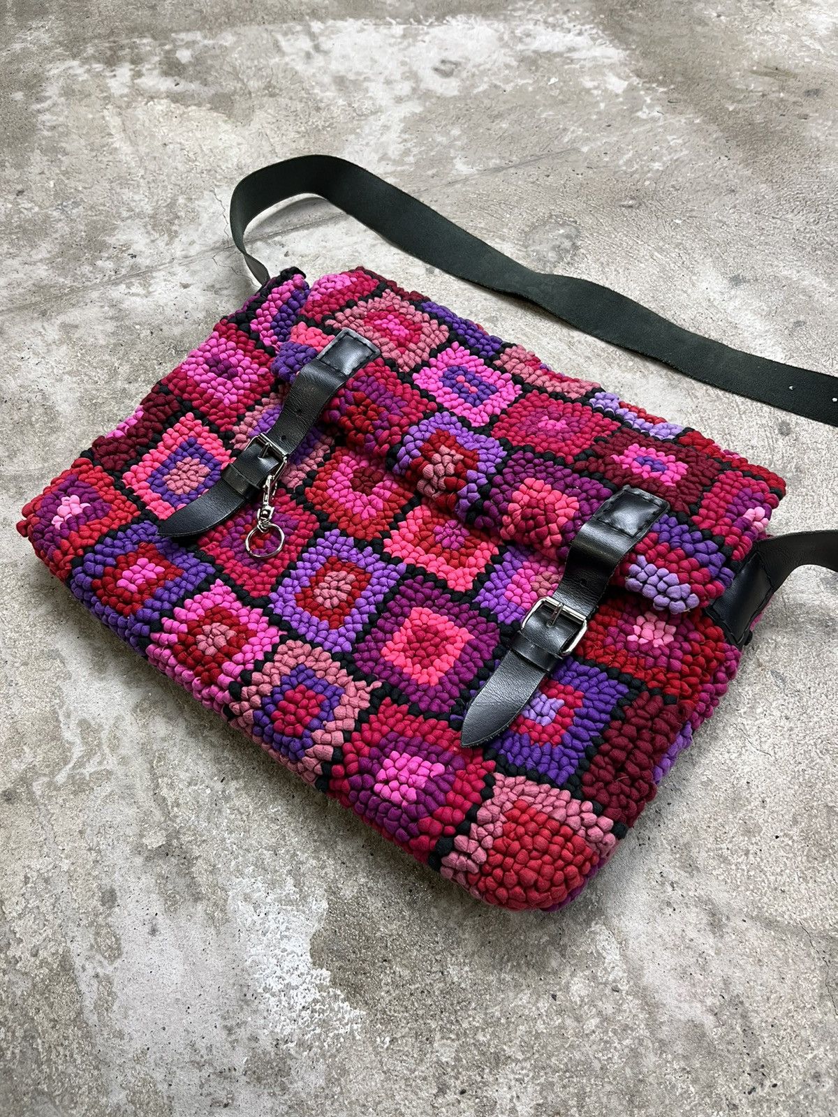Vintage HAND KNITTED CUSTOM AMAZING PURPLE HAZE VINTAGE BAG - № 6064 Size ONE SIZE - 1 Thumbnail
