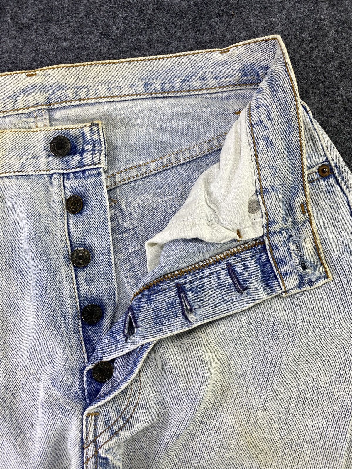 Jean × Levi's × Vintage VINTAGE 80s 501 JEANS DISTRESSED BLUE WASH - JK02 Size US 32 / EU 48 - 5 Thumbnail