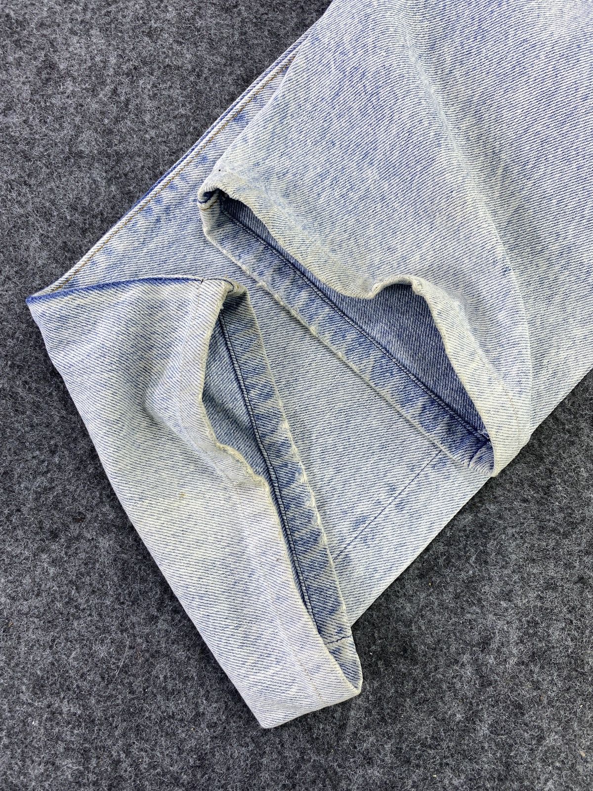 Jean × Levi's × Vintage VINTAGE 80s 501 JEANS DISTRESSED BLUE WASH - JK02 Size US 32 / EU 48 - 11 Thumbnail
