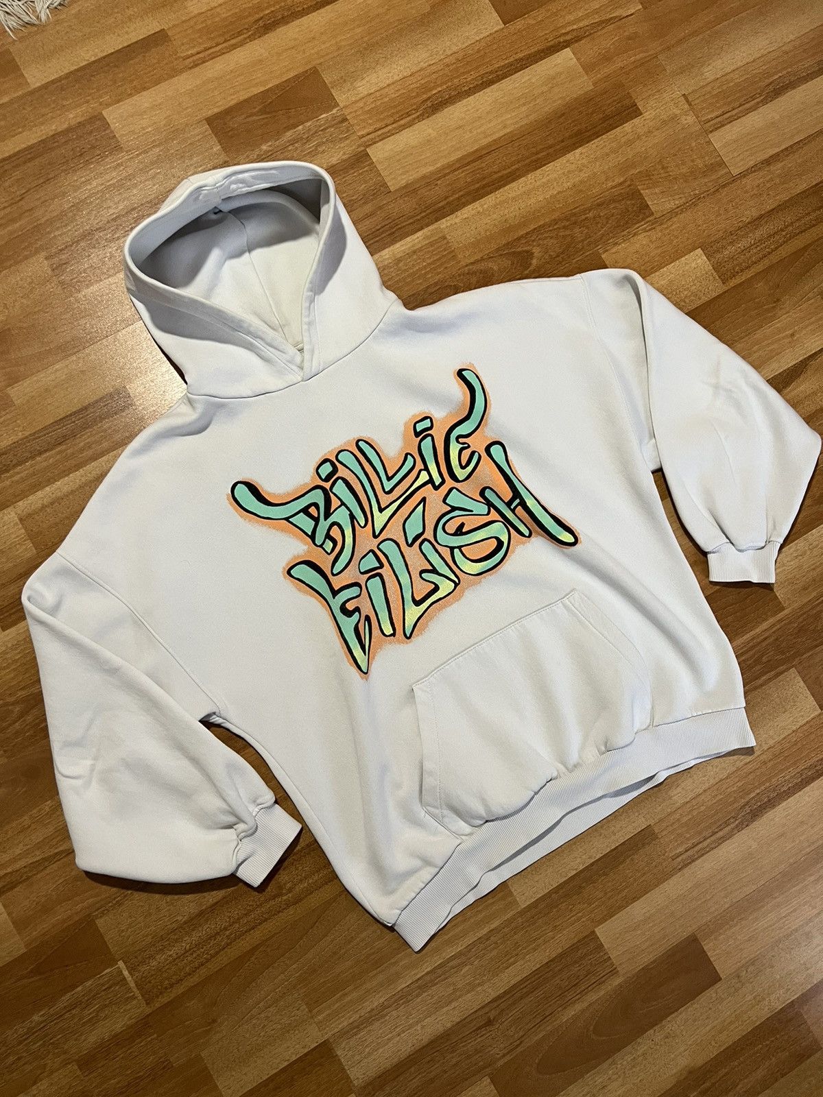 Billie eilish white outlet hoodie