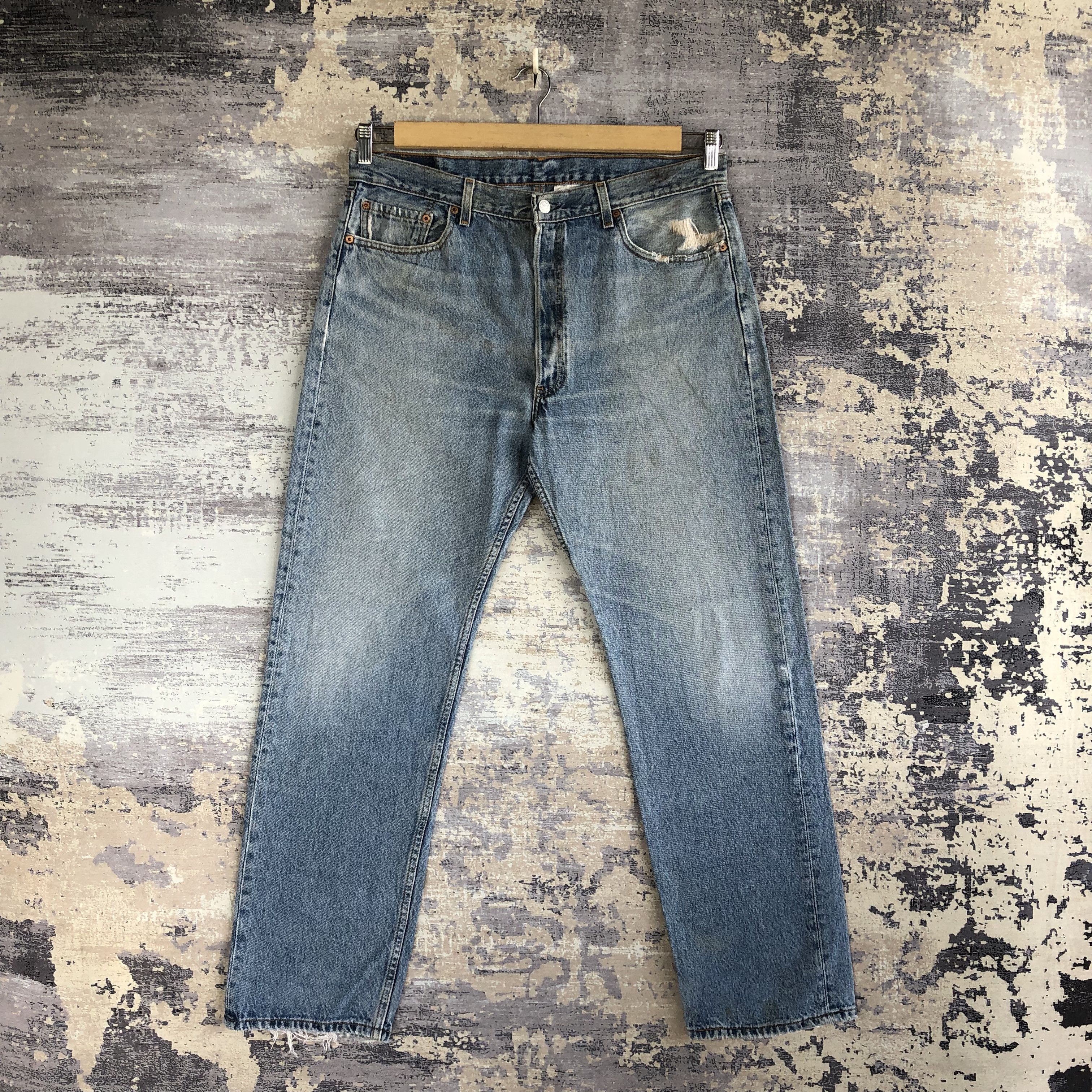 Vintage Vintage Levis 501 Jeans Faded Blue Levis 501 Denim Pants 