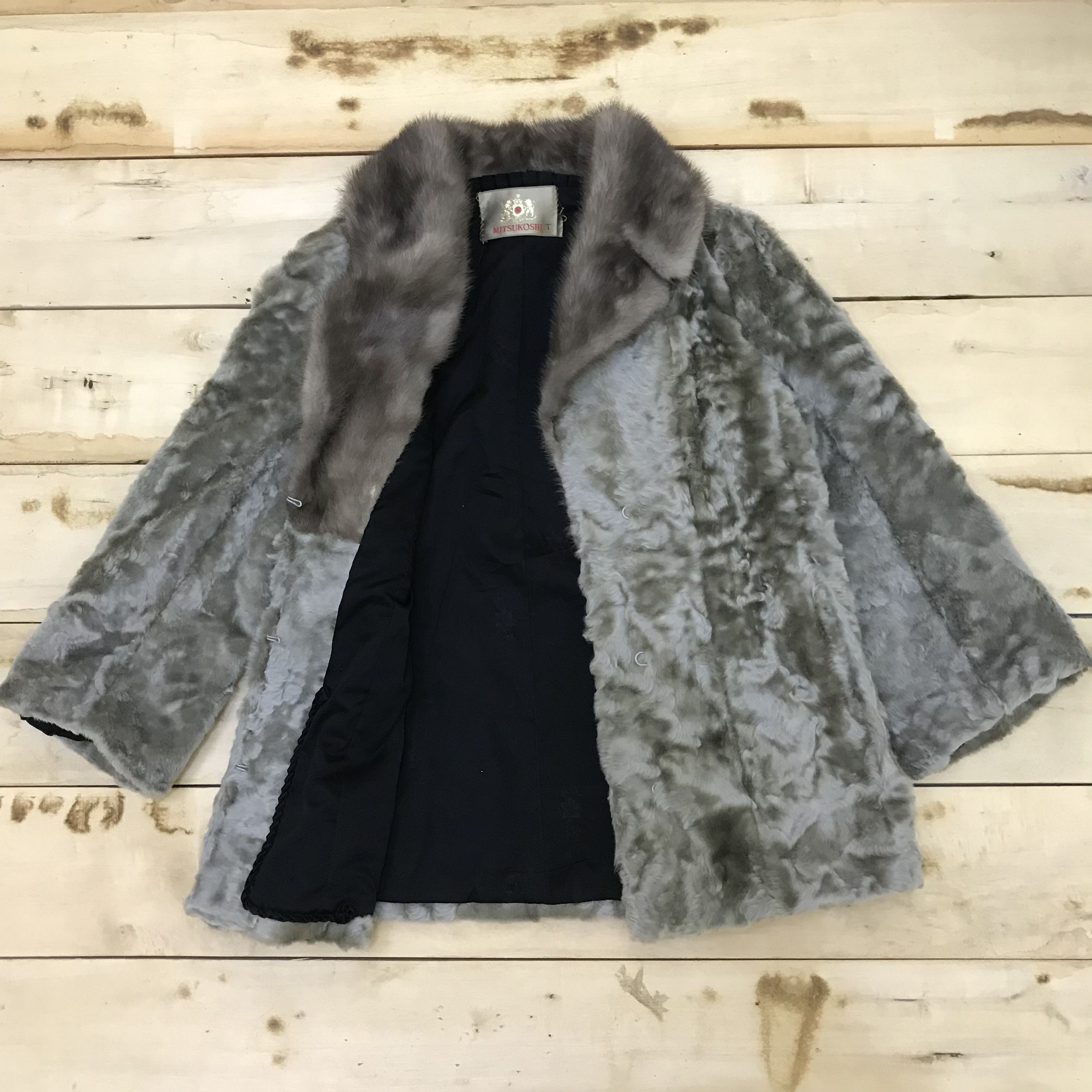 Japanese Brand Z19 JAPAN MITSUKOSHI T FUR JACKET Size M / US 6-8 / IT 42-44 - 3 Thumbnail